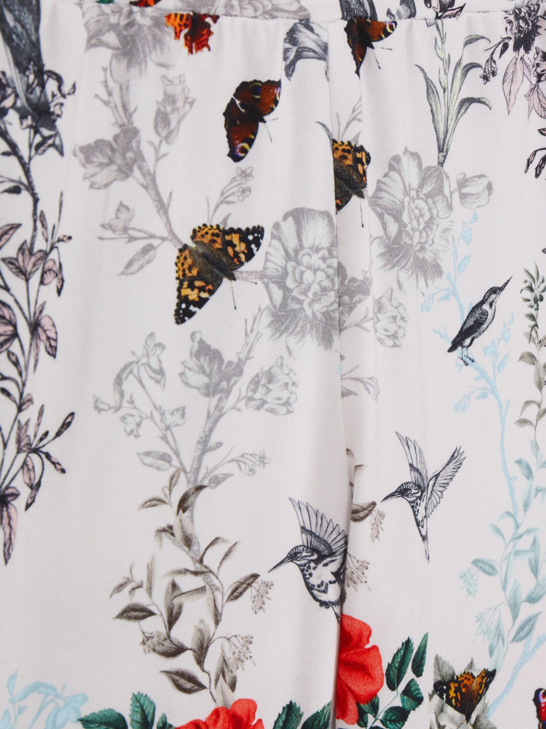 9-12 yrs Printed Set - T-Shirt and Leggings in Pink - Image 8 of 9