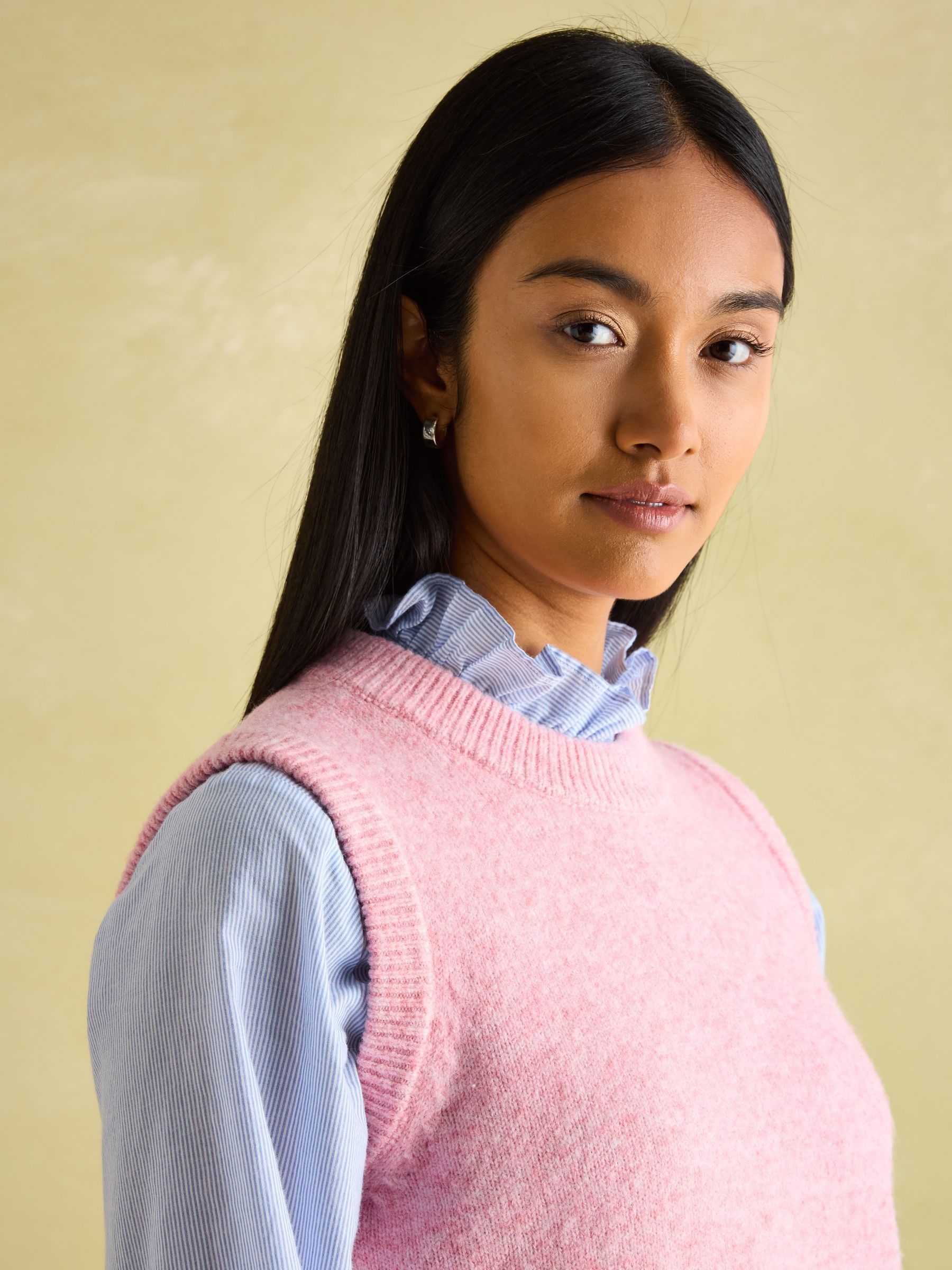 Holly Pink Regular Fit Knitted Vest - Image 3 of 7