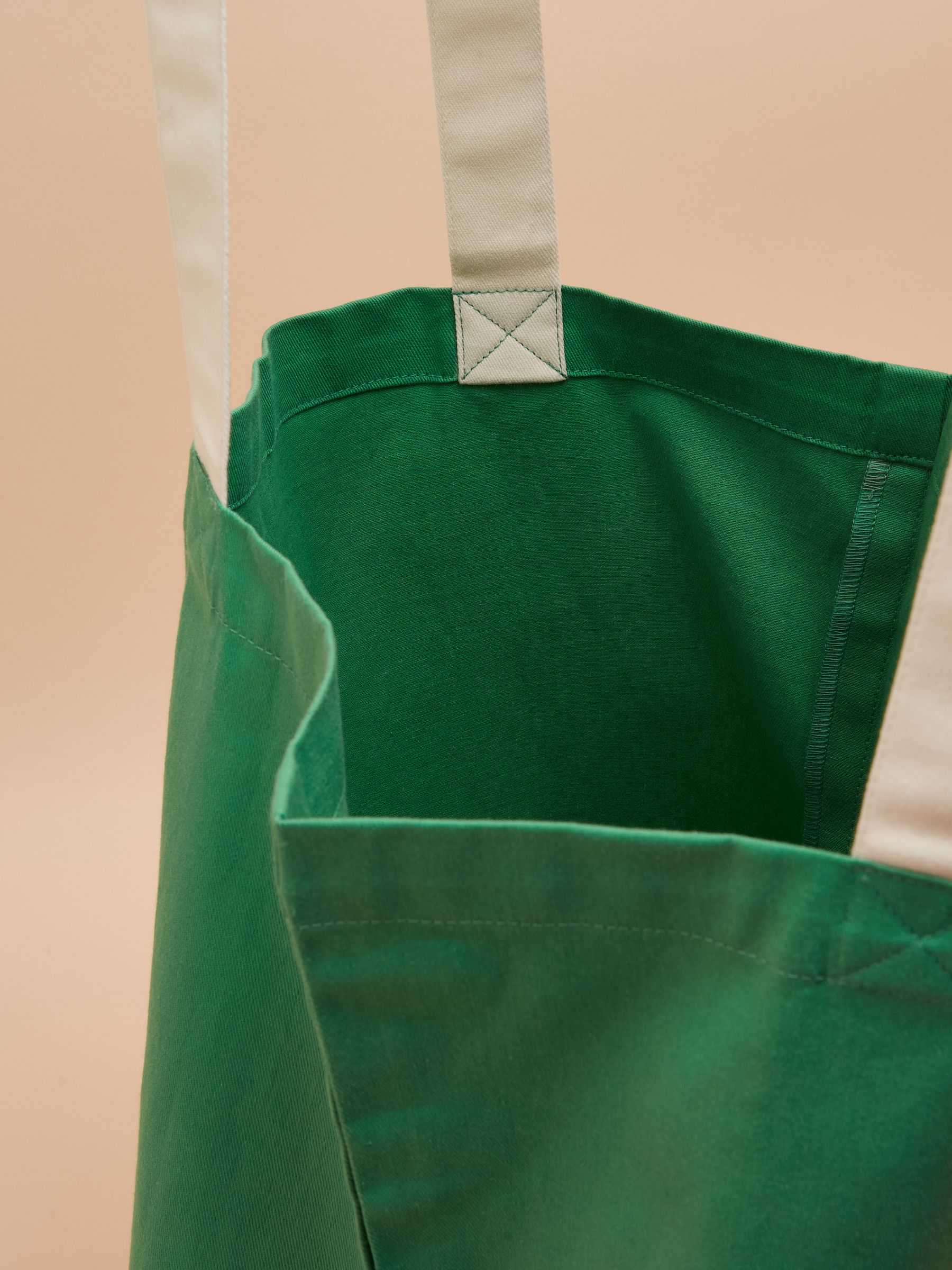 Courtside Green Tote Bag - Image 7 of 7