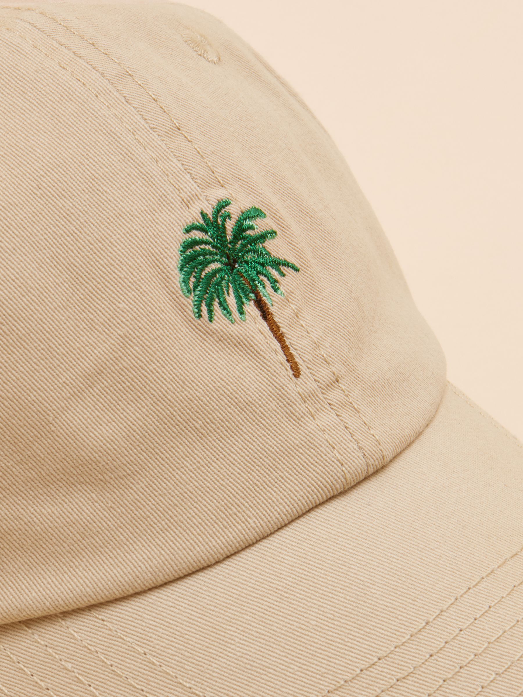 Daley Tan Brown Cap | Joules