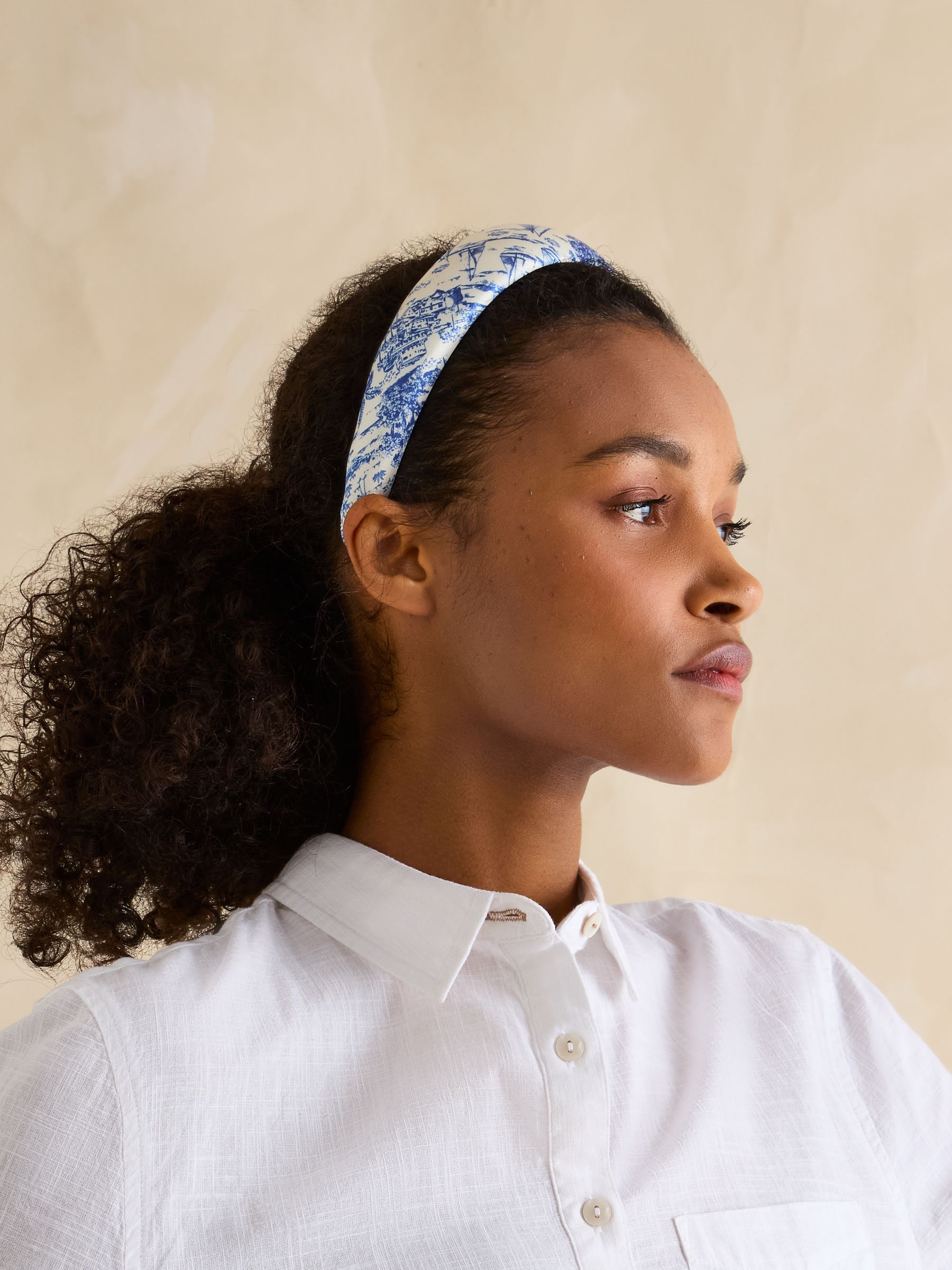 Carissa Blue & White Printed Headband - Image 2 of 6