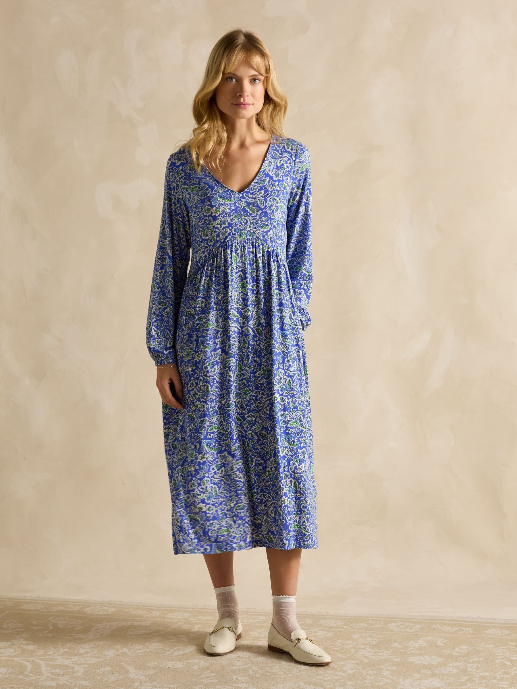 Nia Blue V-Neck Long Sleeve Midaxi Dress - Image 3 of 6