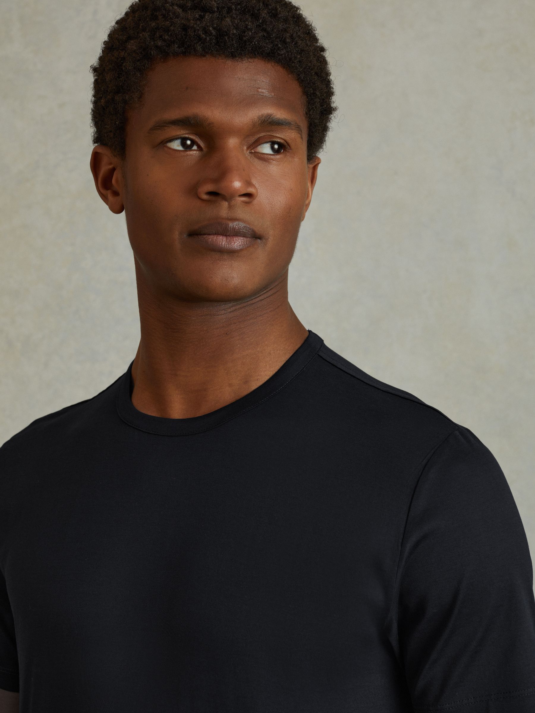 Mercerised Cotton Crew Neck T-Shirt in Navy - Image 4 of 6