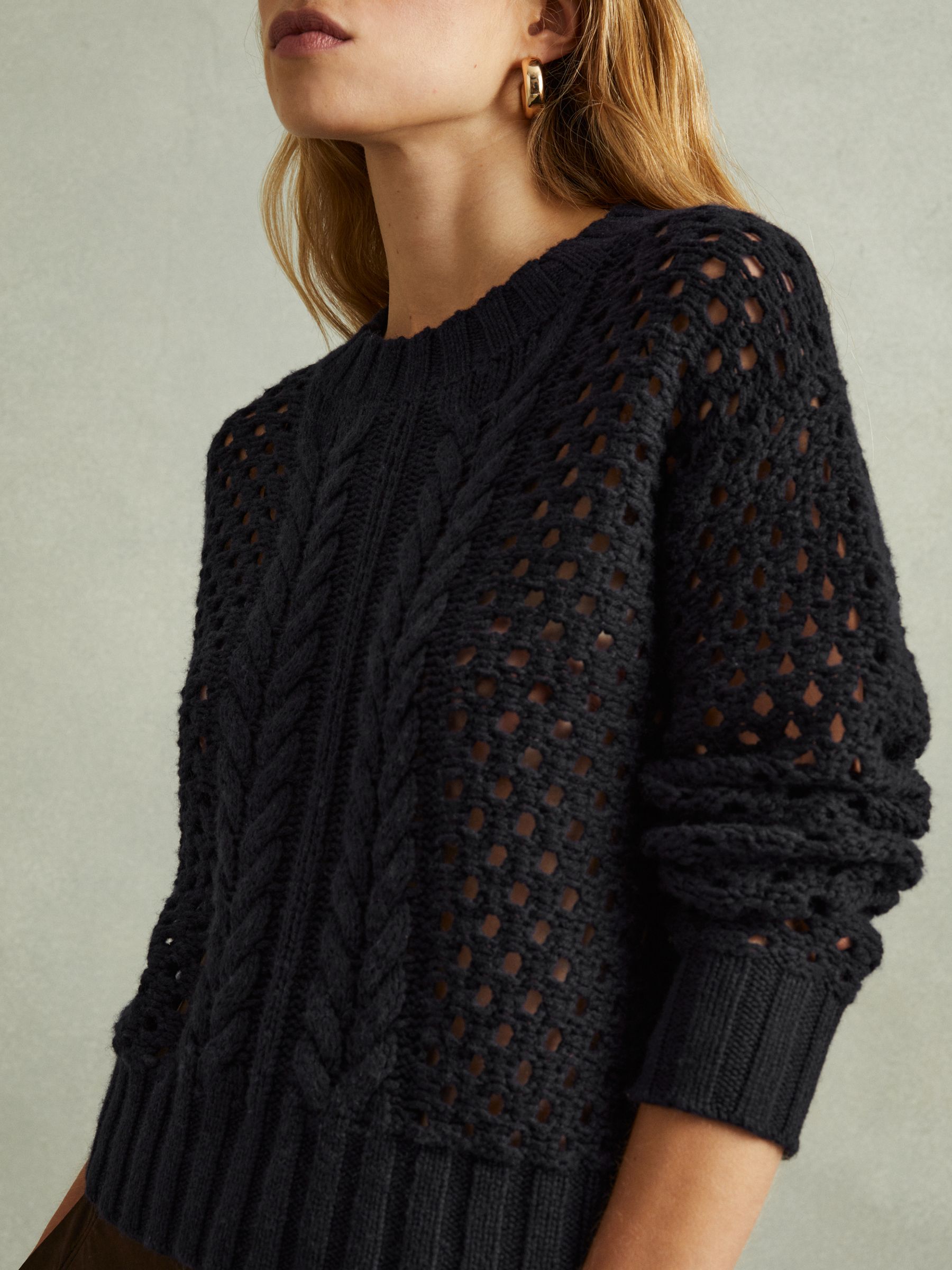 Cable Knit Jumper with Wool and Cashmere in Navy - Image 3 of 5