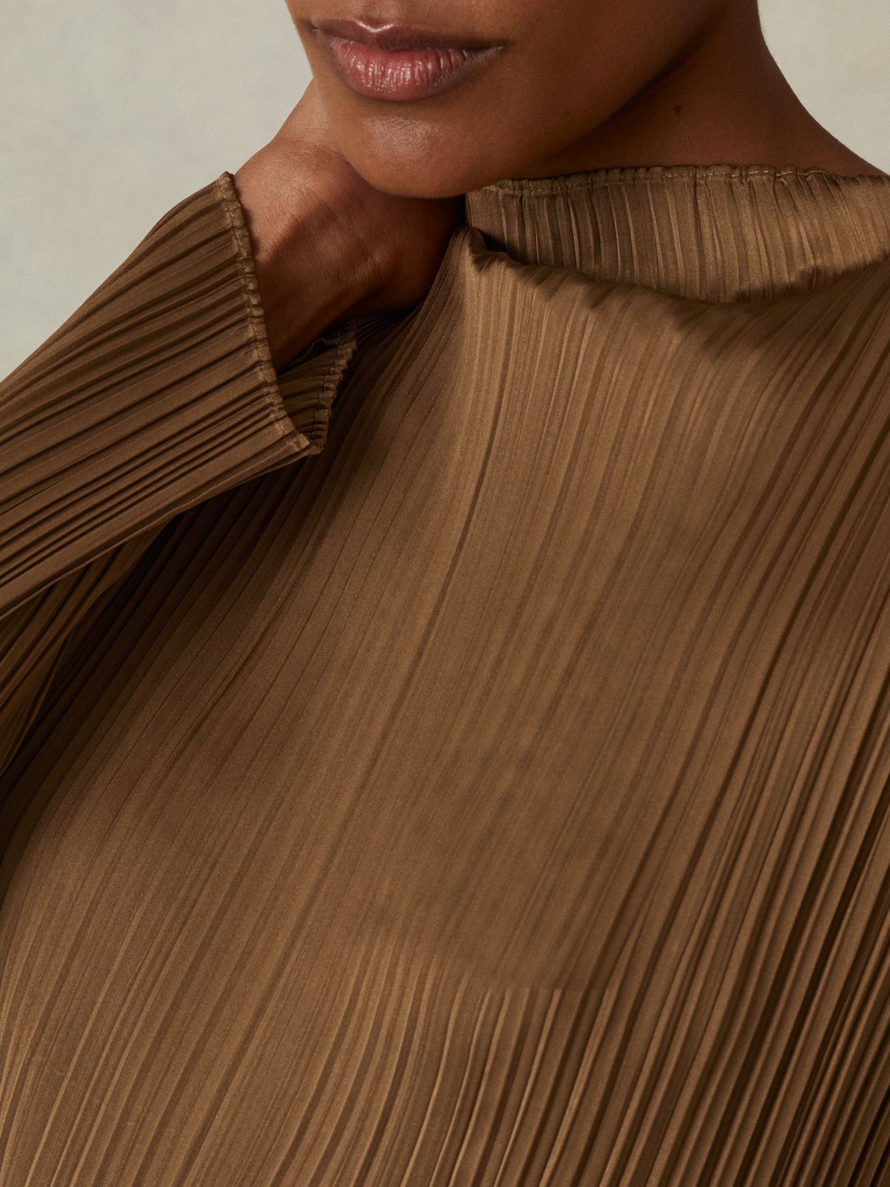 High Neck Plisse Top in Gold - Image 3 of 5