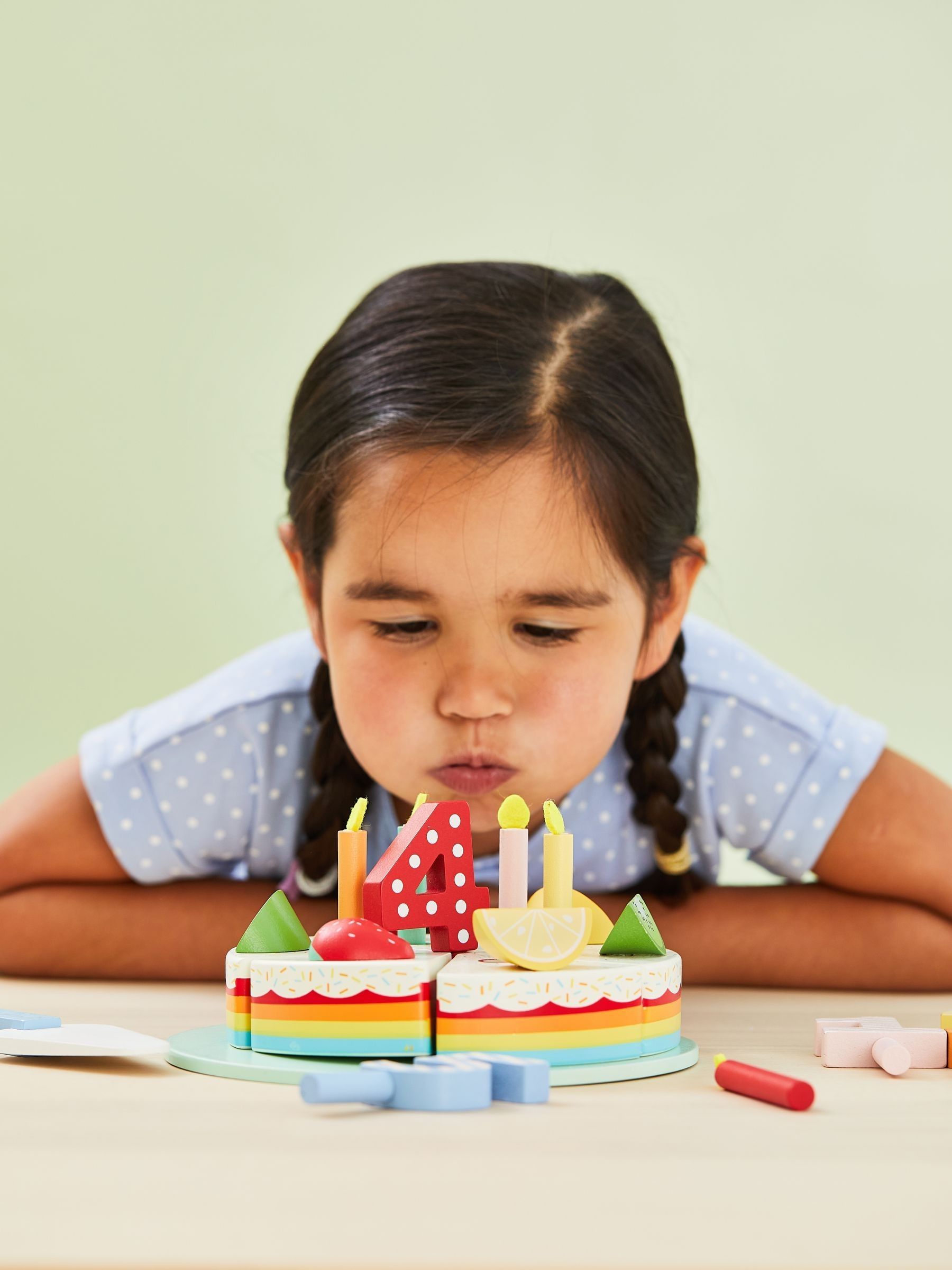 Rainbow Birthday Cake - Image 10 of 10