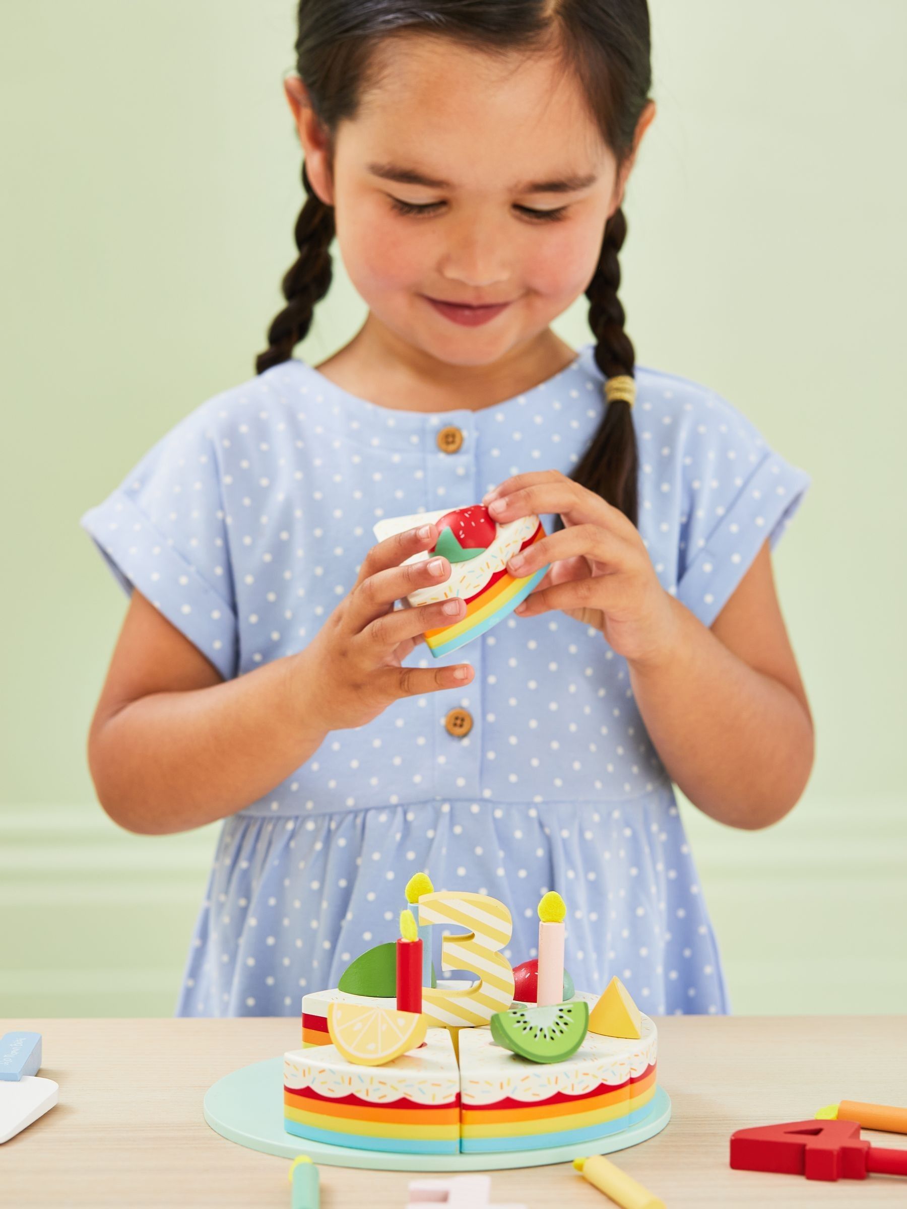 Rainbow Birthday Cake - Image 6 of 10