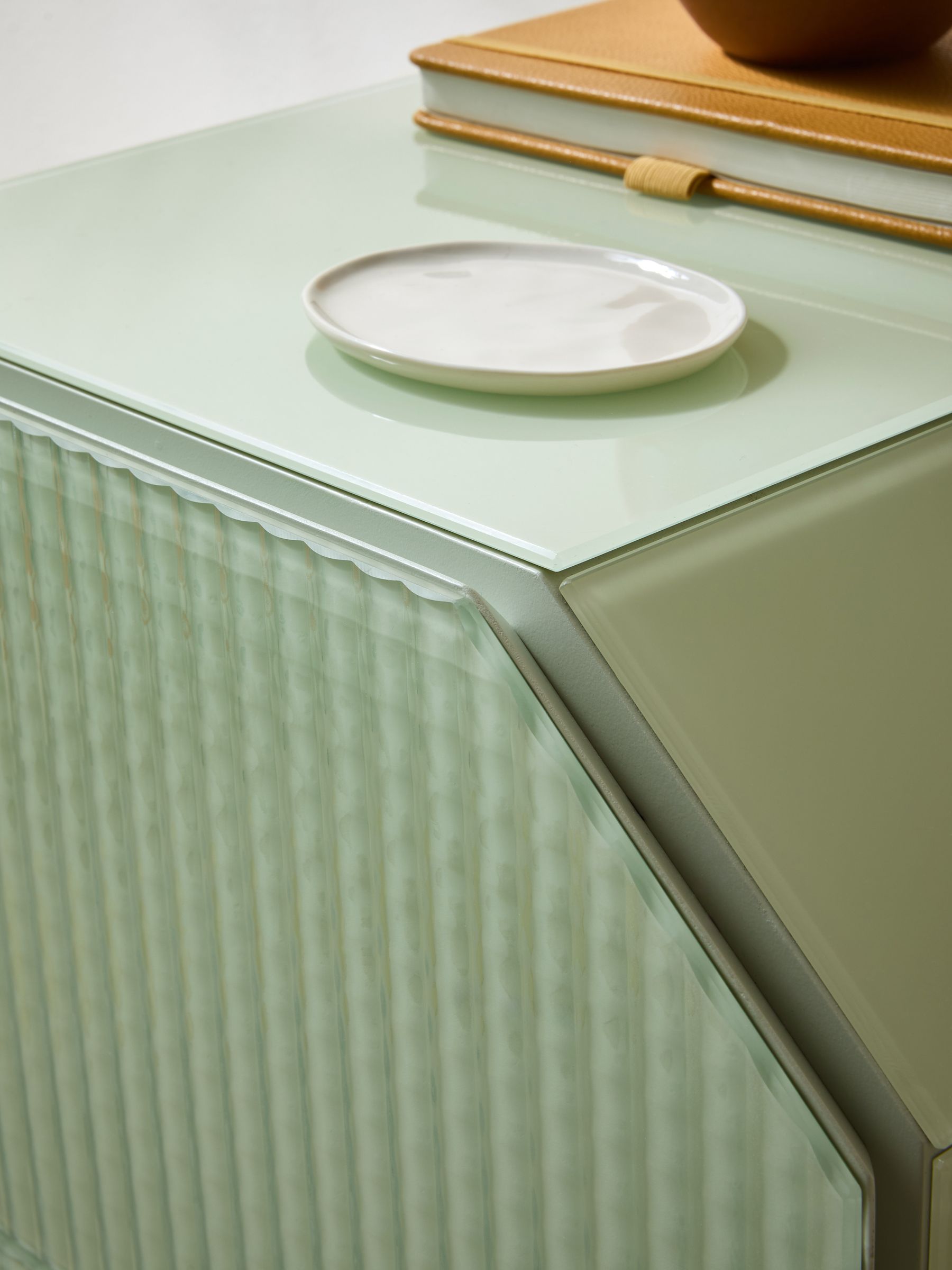Anya Glass Bedside Table in Green - Image 4 of 6