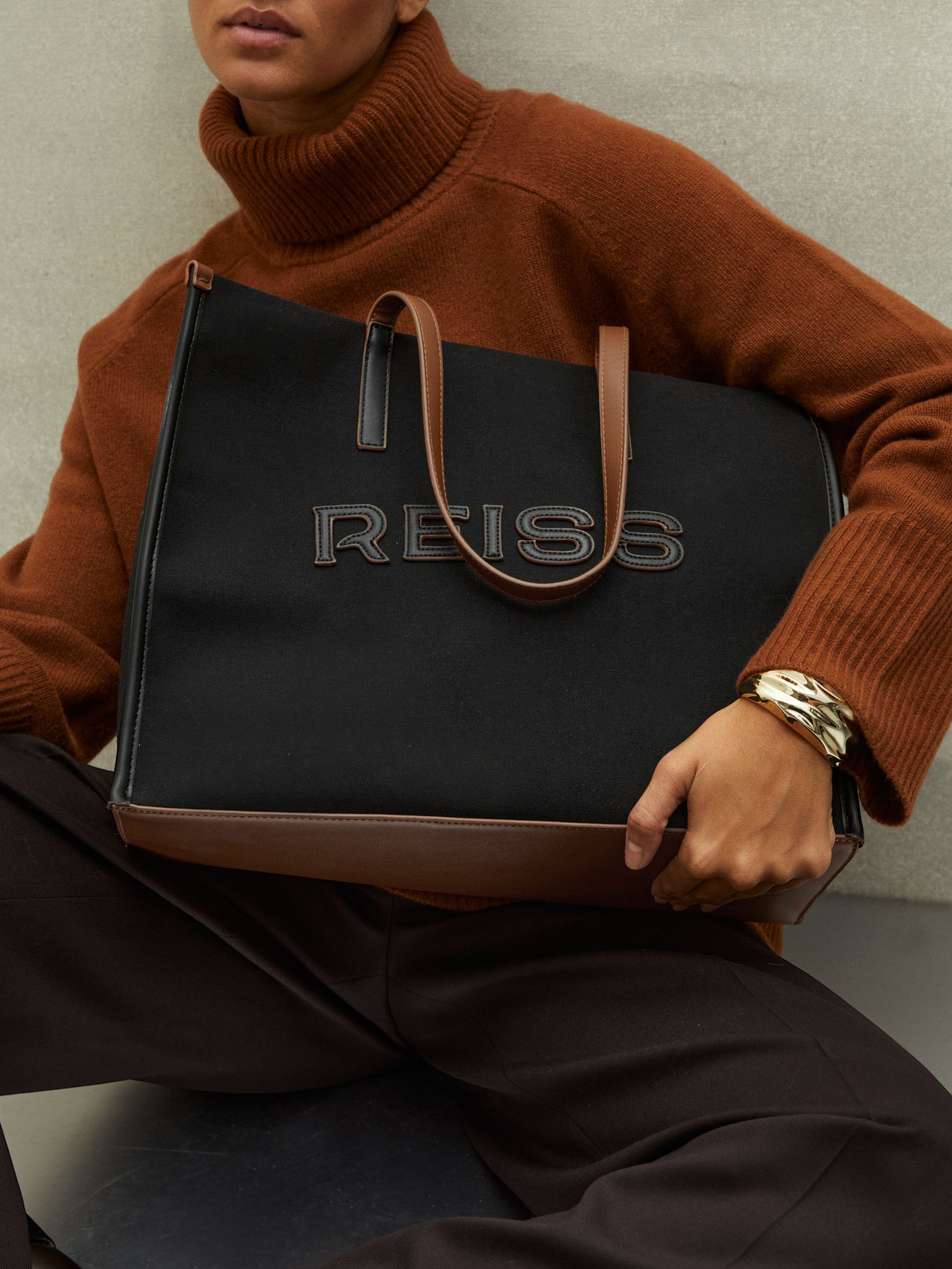 Canvas Logo Tote in Black - Image 2 of 4