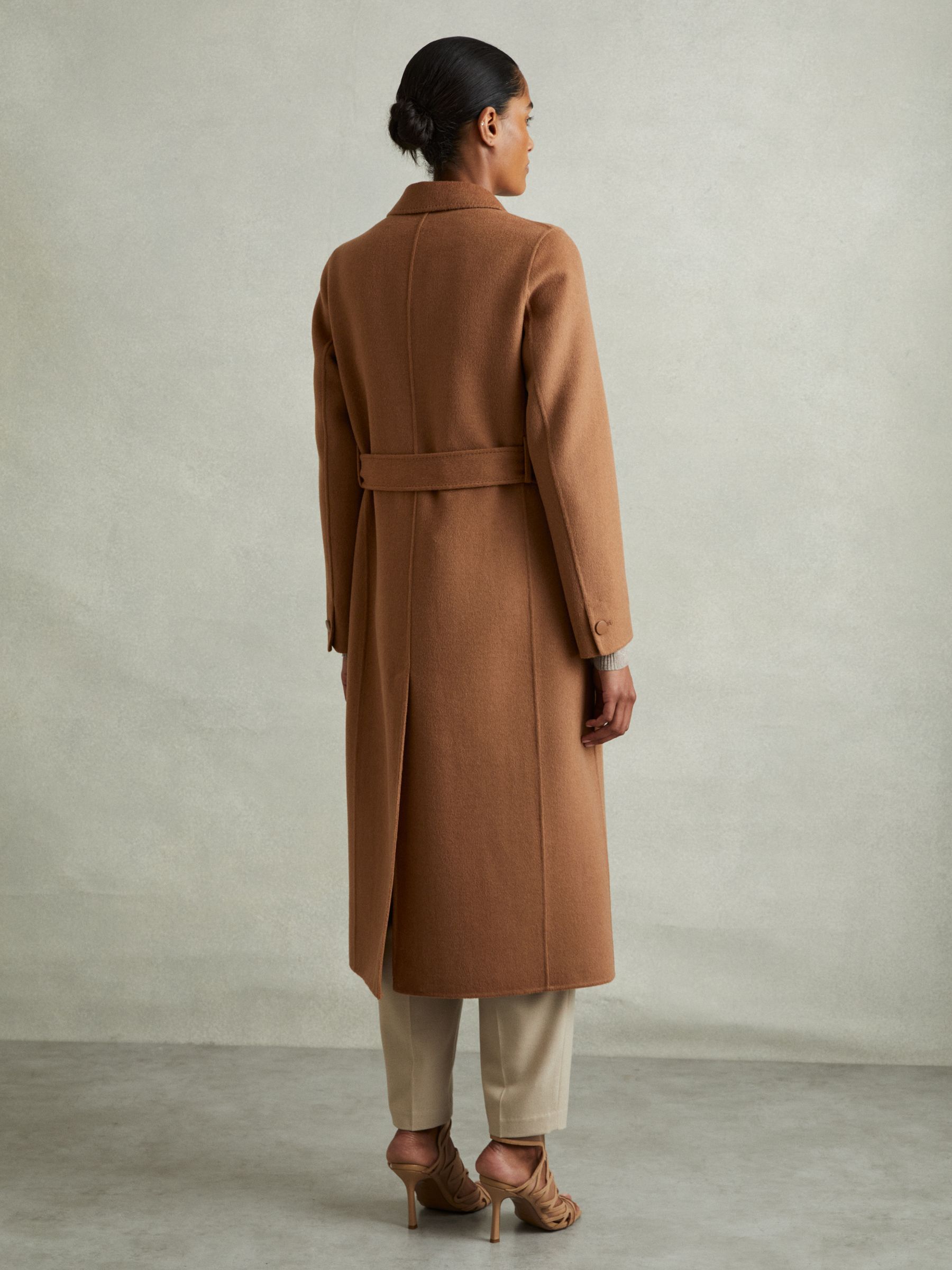 Reiss Wool-Blend Double-Breasted Blindseam Coat in Toffee