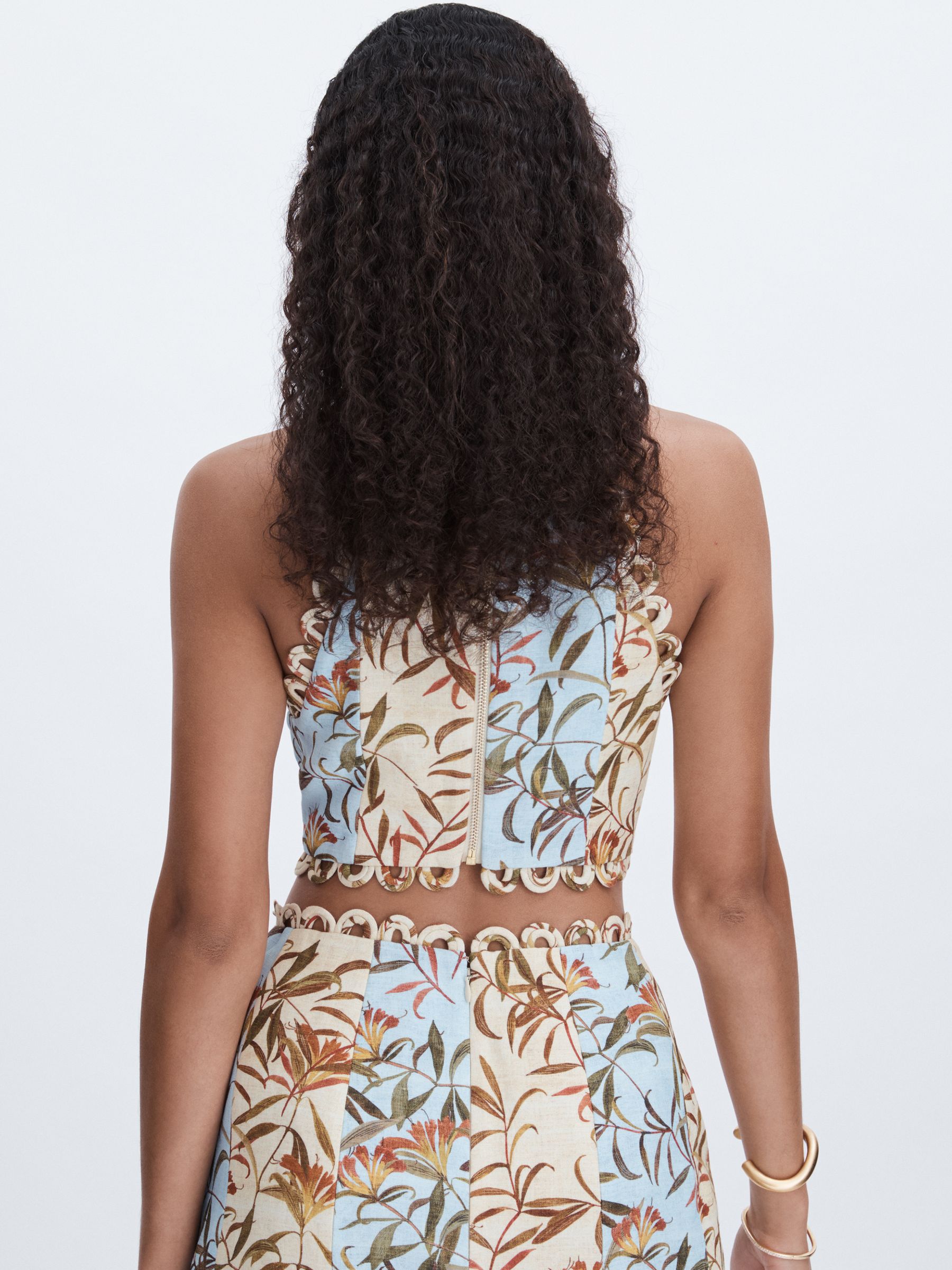 Significant Other Linen-Blend Floral-Print Cropped Top in Blue Multi - Image 5 of 6