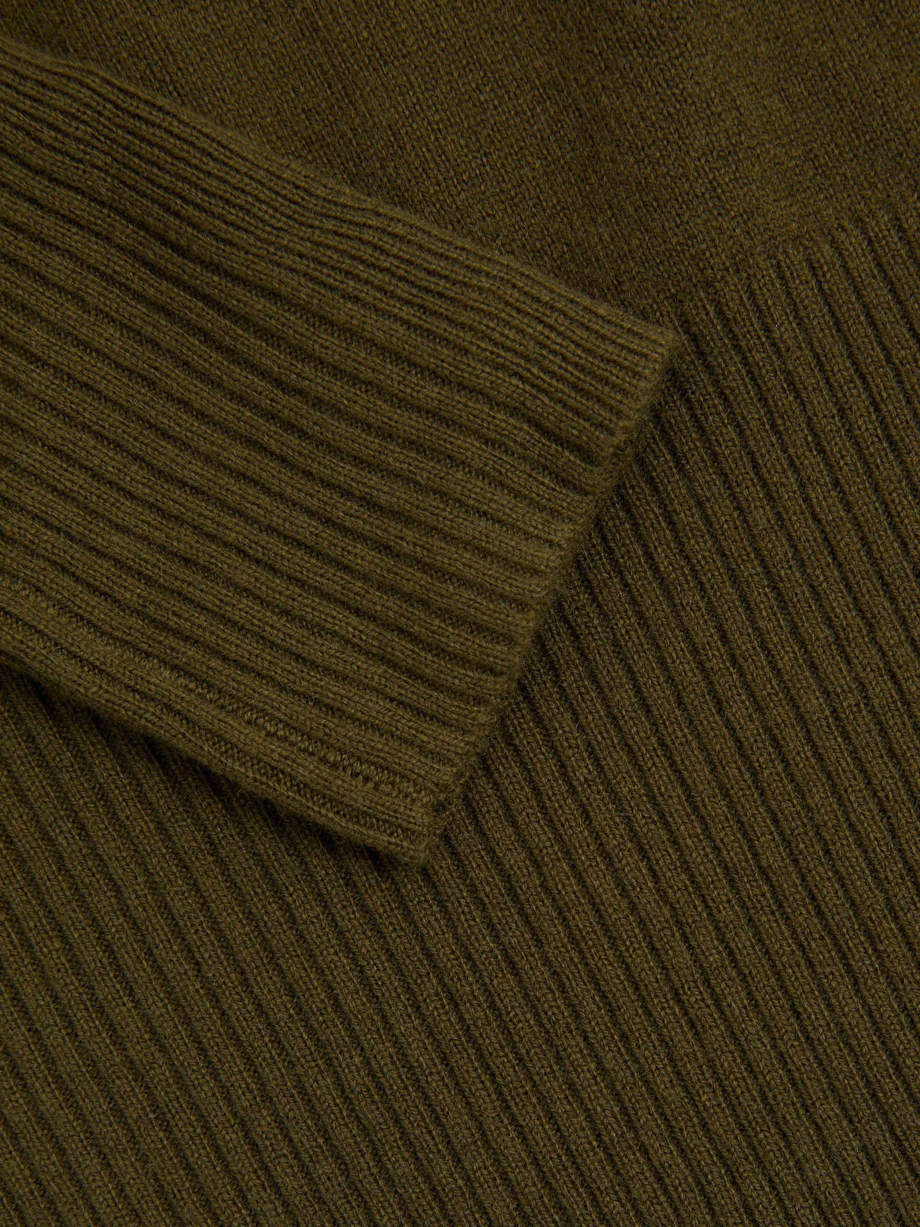 Wool Blend Crew Neck Jumper with Cashmere in Khaki - Image 5 of 5