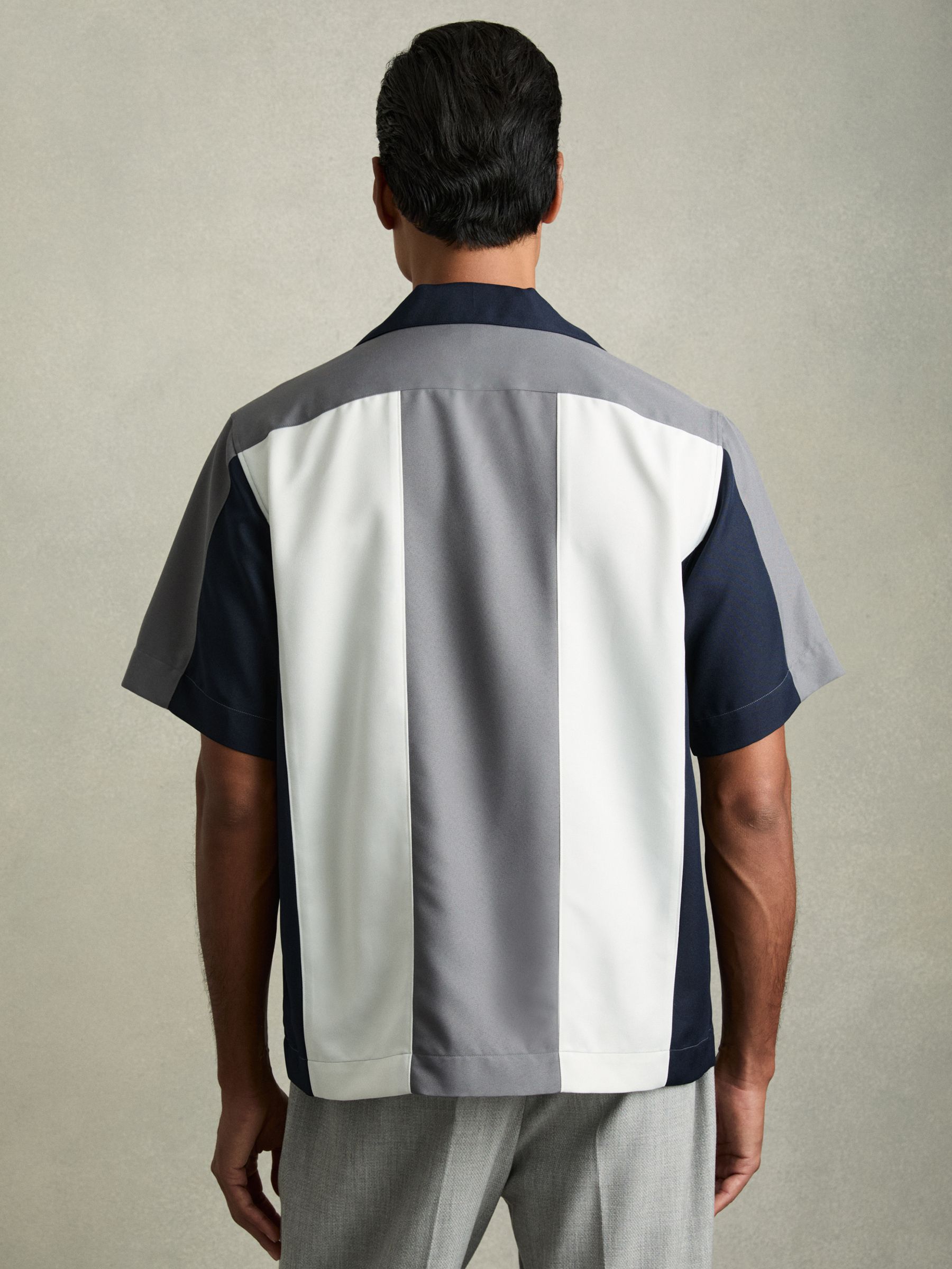 Colourblock Cuban Collar Shirt in Blue Multi - Image 5 of 6