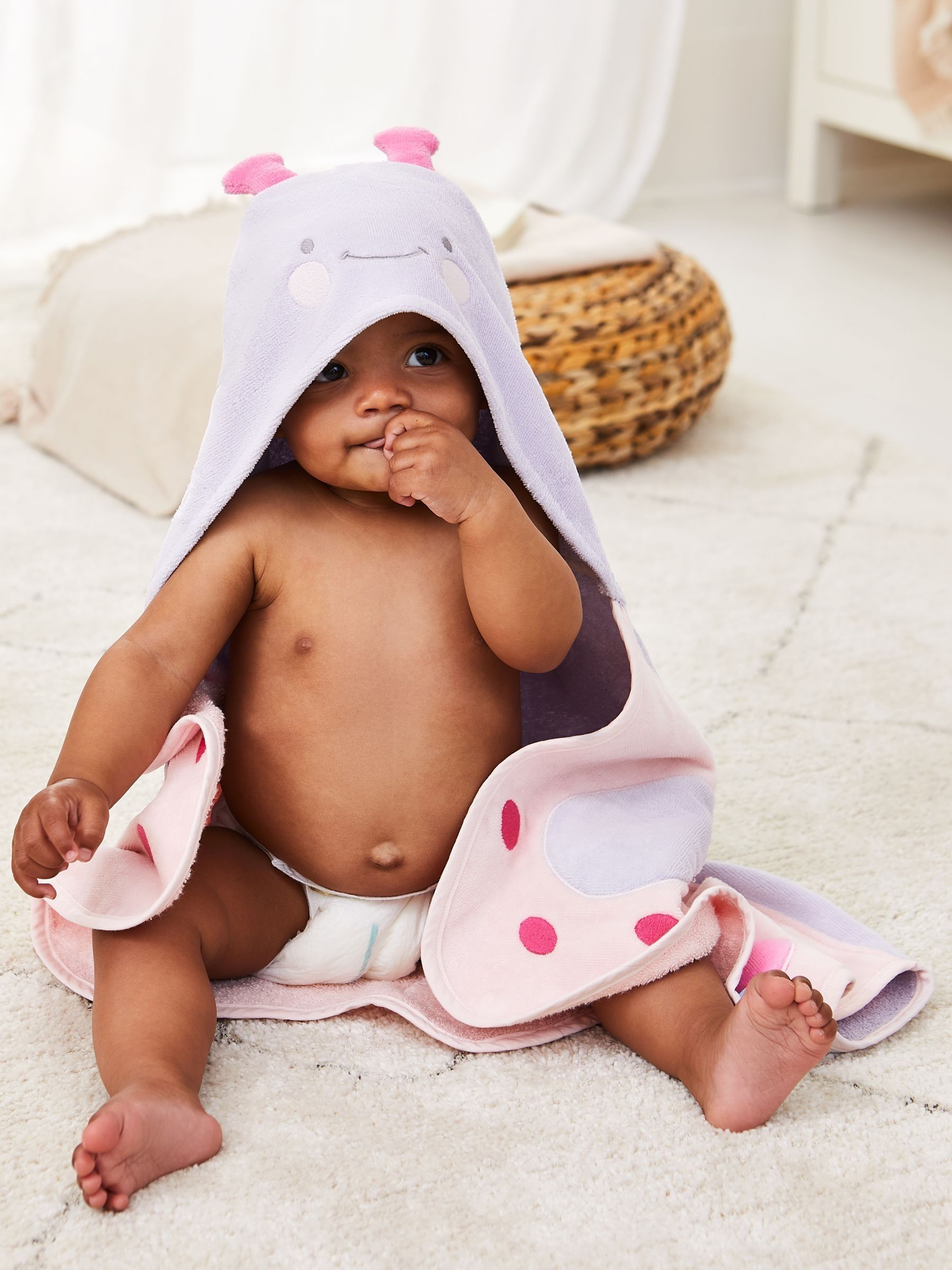 Lilac Purple Character Hooded Towel - Image 2 of 6