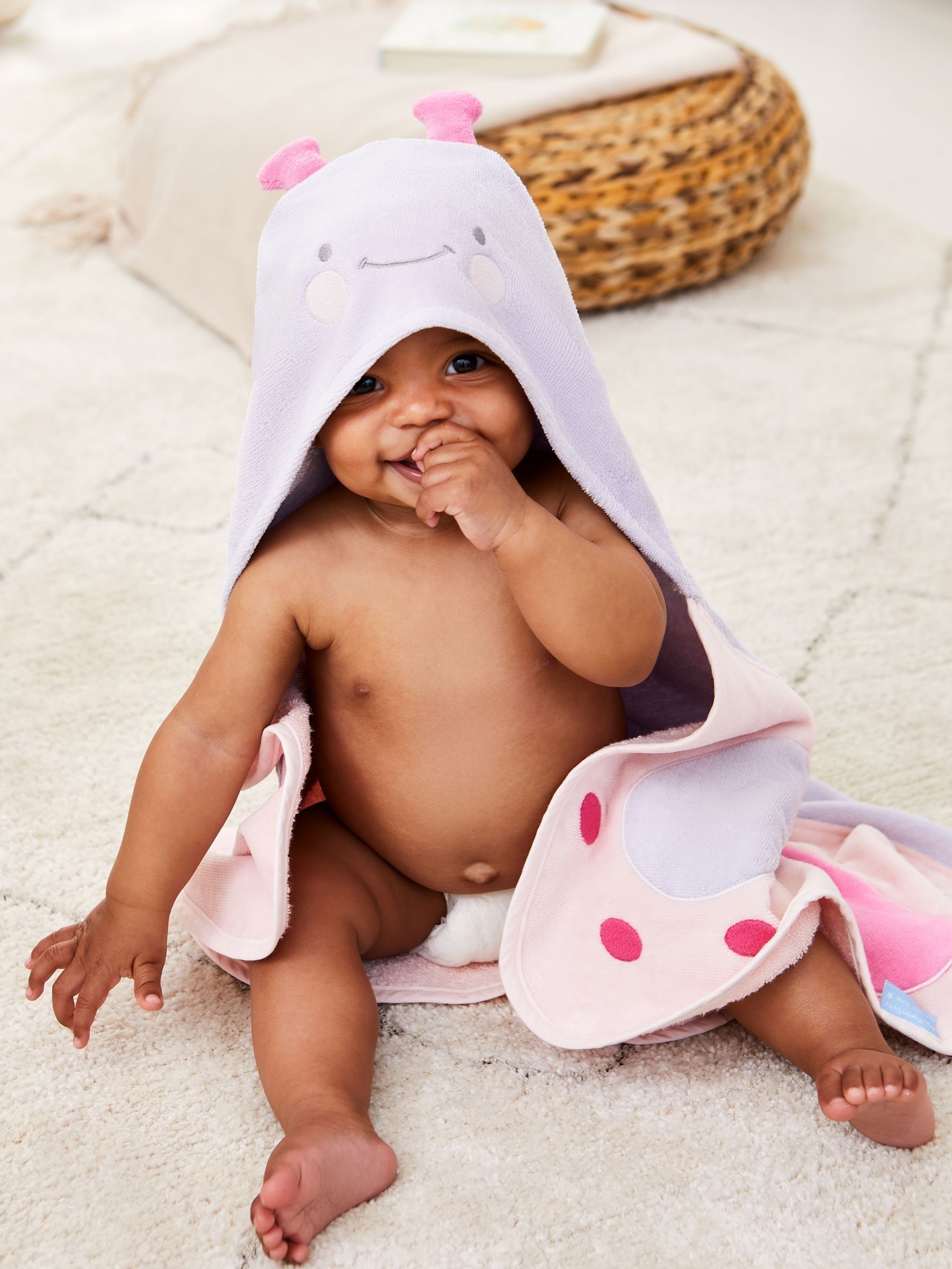 Lilac Purple Character Hooded Towel - Image 3 of 6