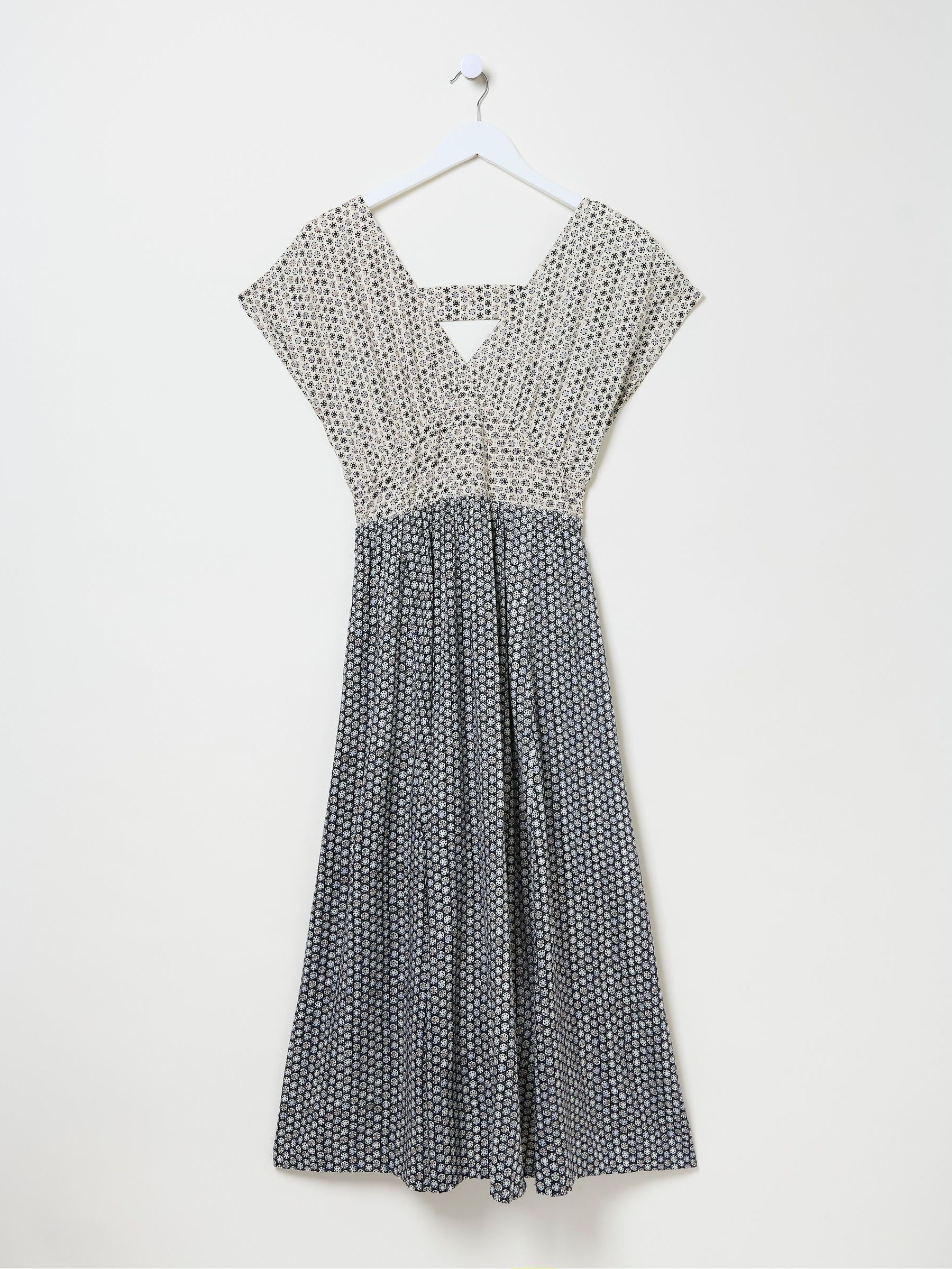 Rae Black Star Geo Midi Dress - Image 6 of 6