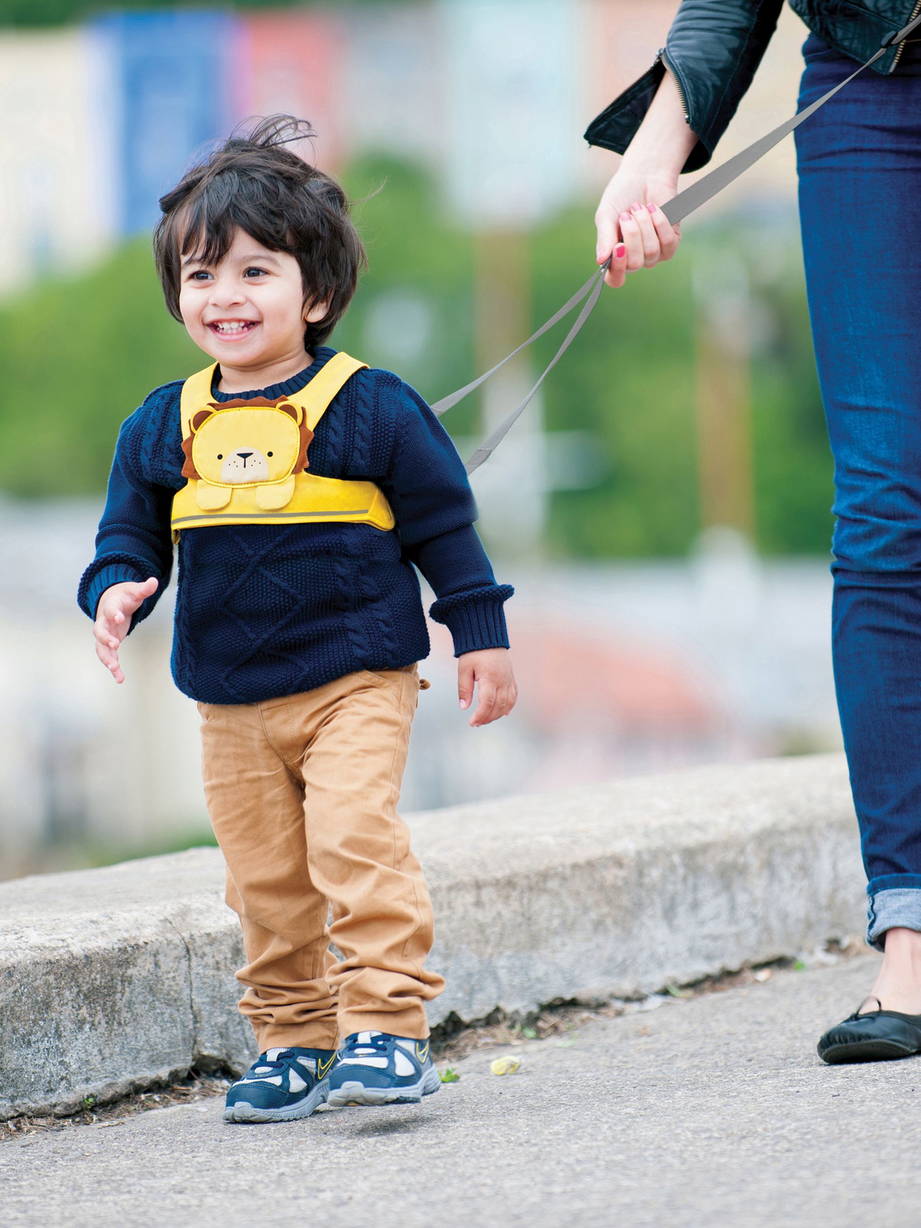 Yellow Trunki ToddlePak Fuss Free Toddler Reins - Image 3 of 3