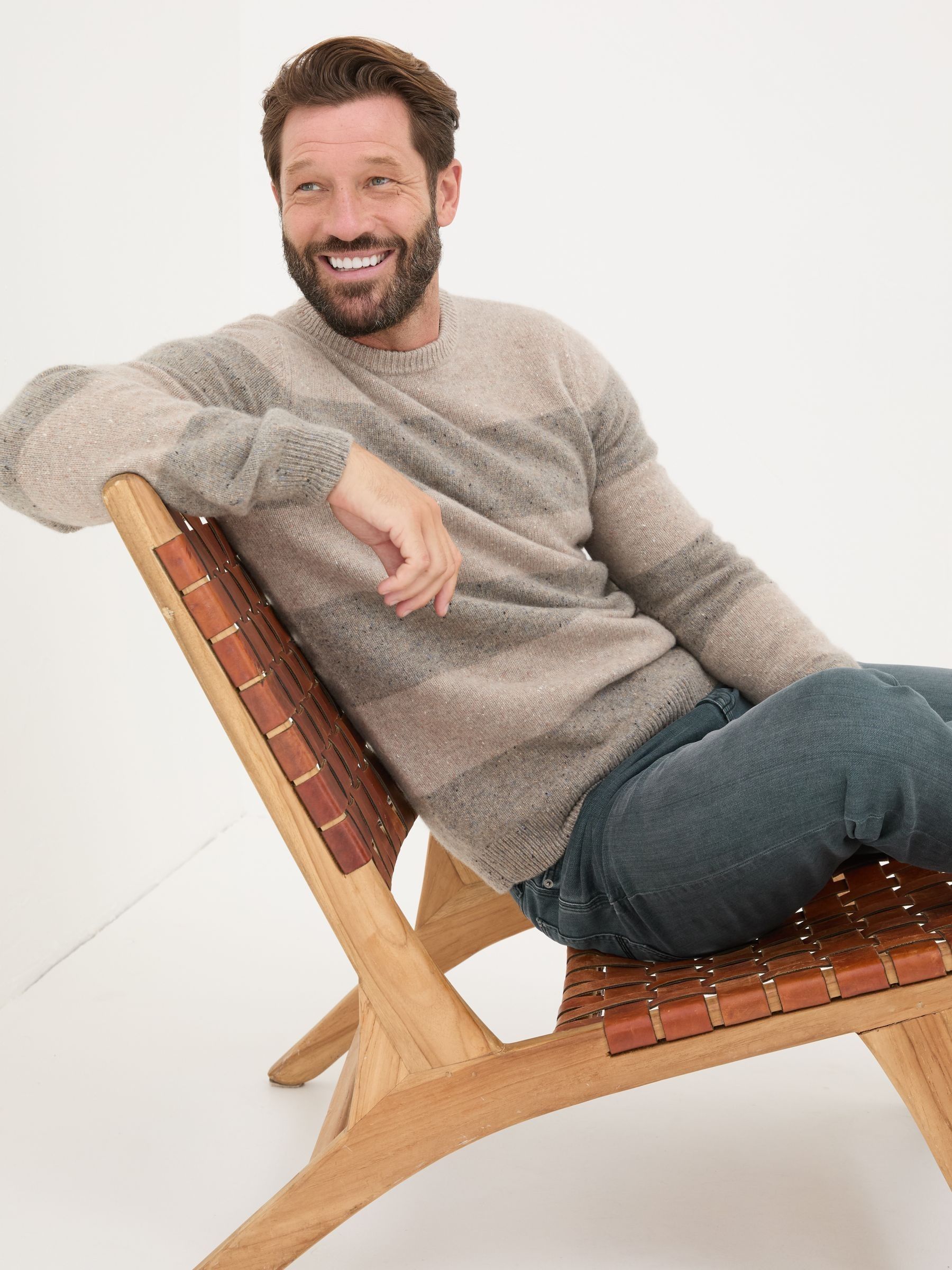 Natural Lambswool Knitted Crew Jumper - Image 3 of 5