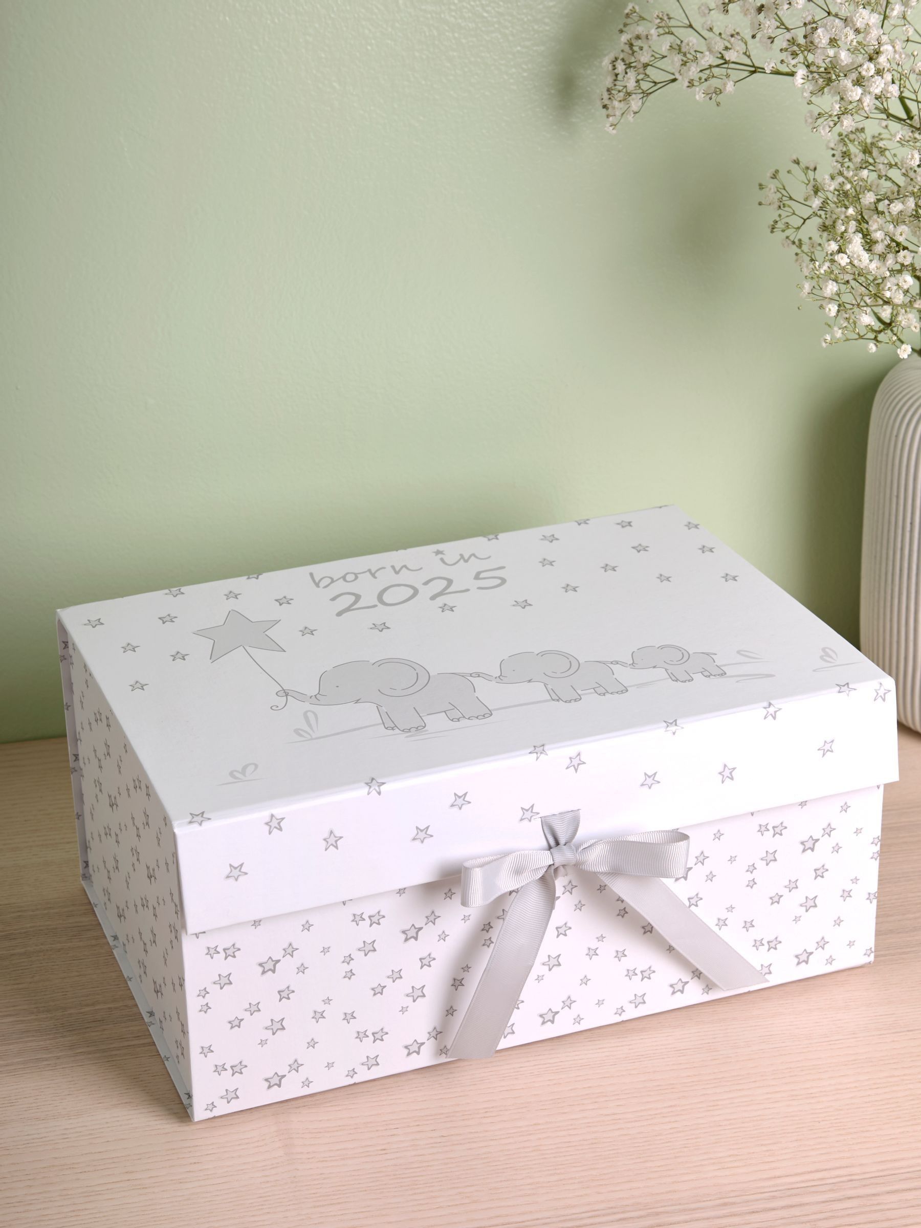 Born in 2025 Keepsake Gift Box - Image 2 of 4