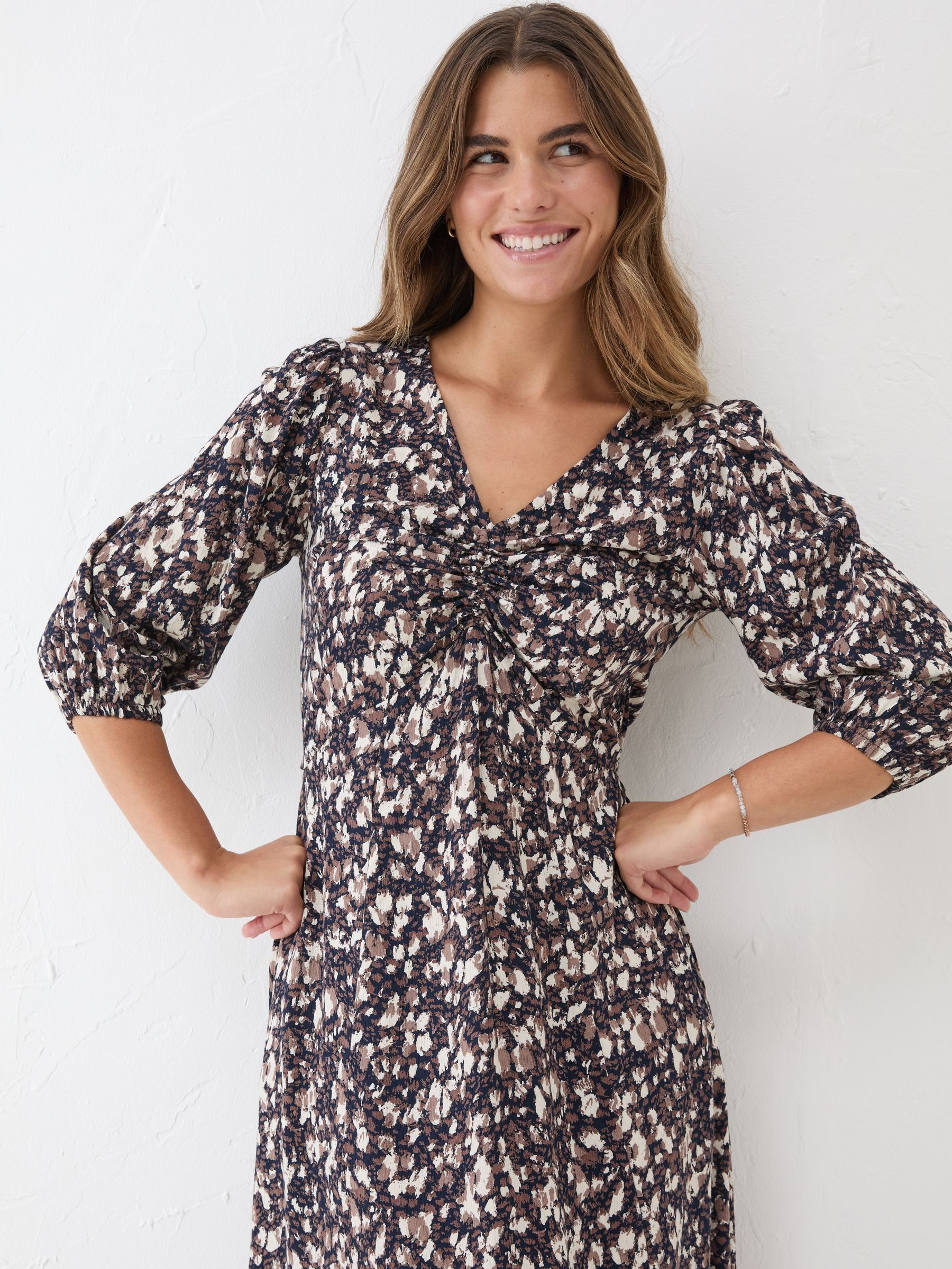 Libby Black Patterned Midi Dress - Image 6 of 9