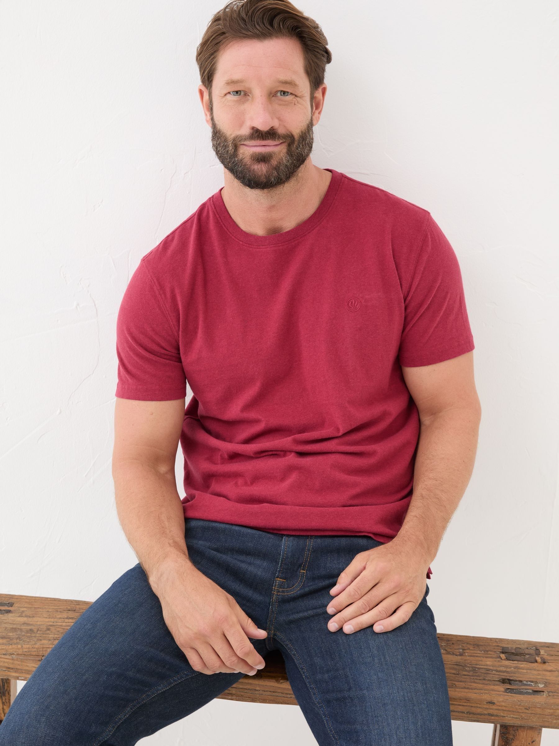 Lulworth Red 100% Cotton Organic Crew T-Shirt - Image 4 of 5
