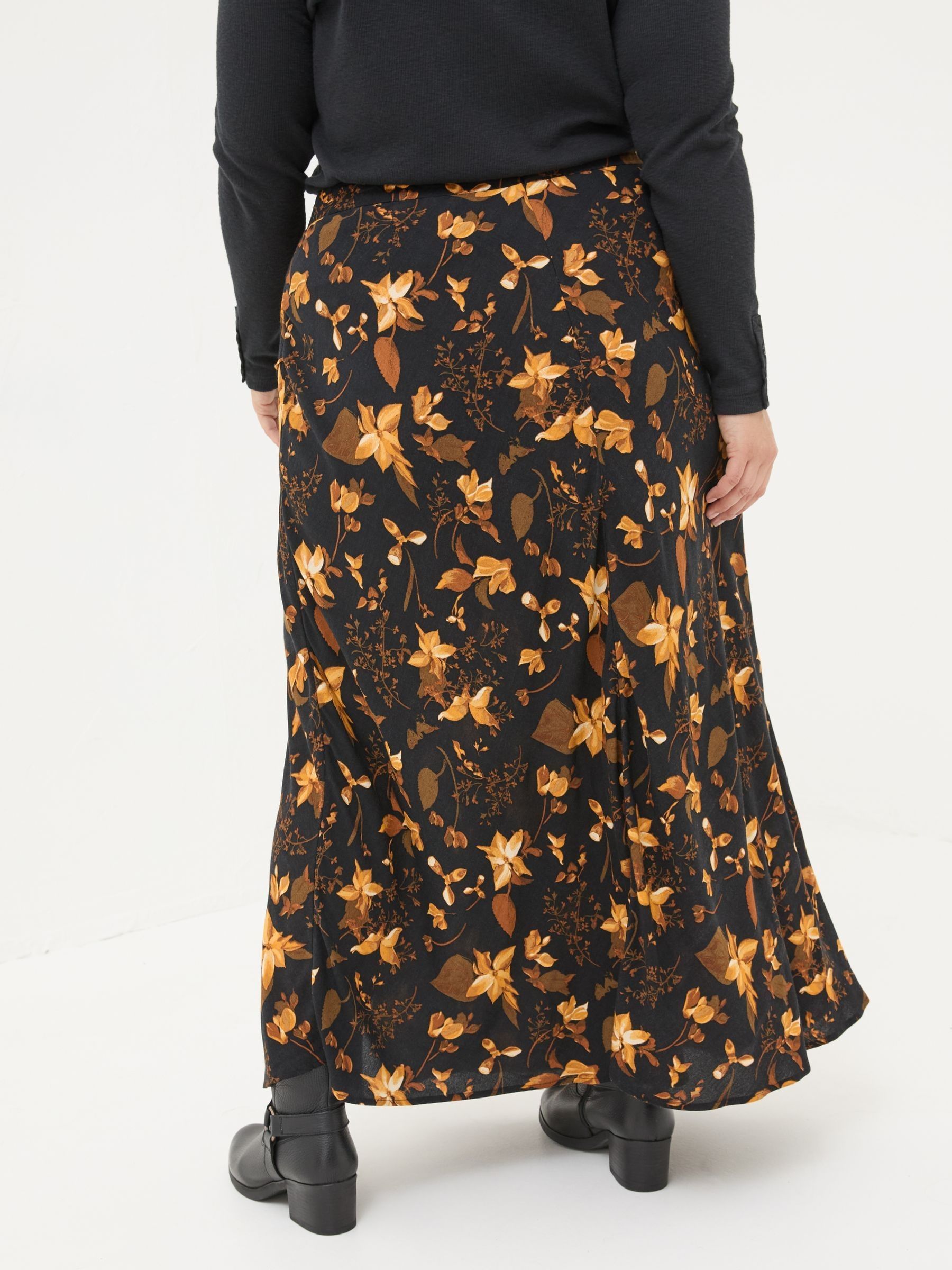 Black Willa Floral Skirt - Image 5 of 7