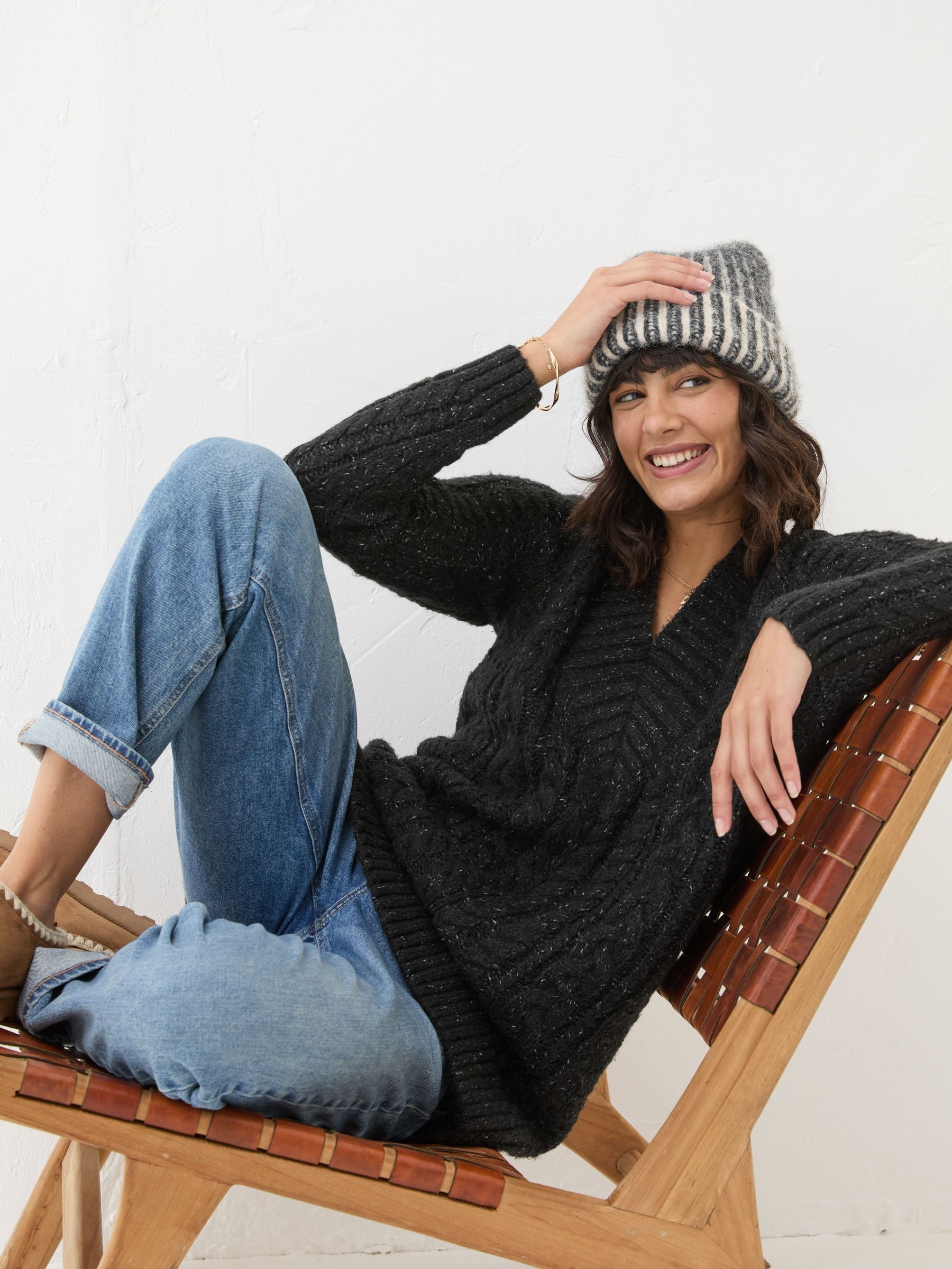 Black Alicia V-Neck Tunic - Image 4 of 6