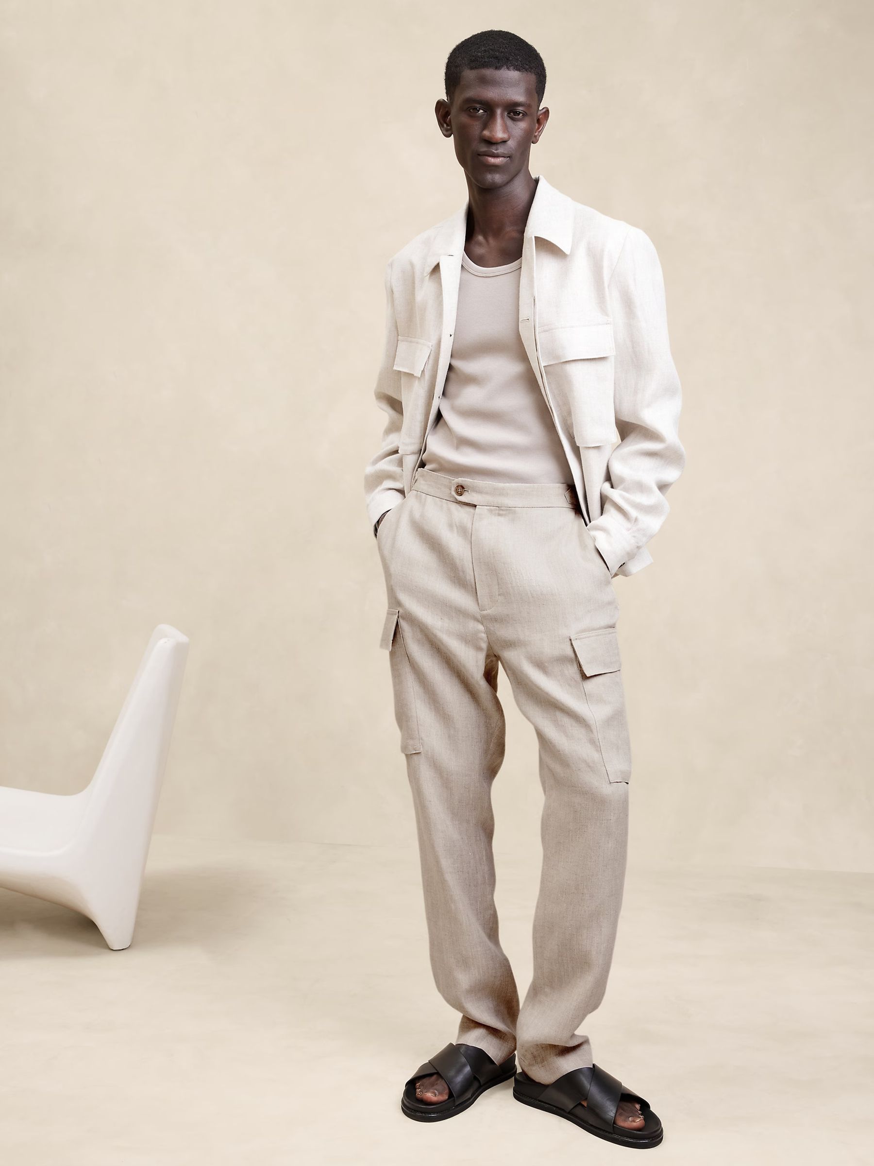 Banana Republic Beige European Linen Tailored Cargo Trousers - Image 1 of 1