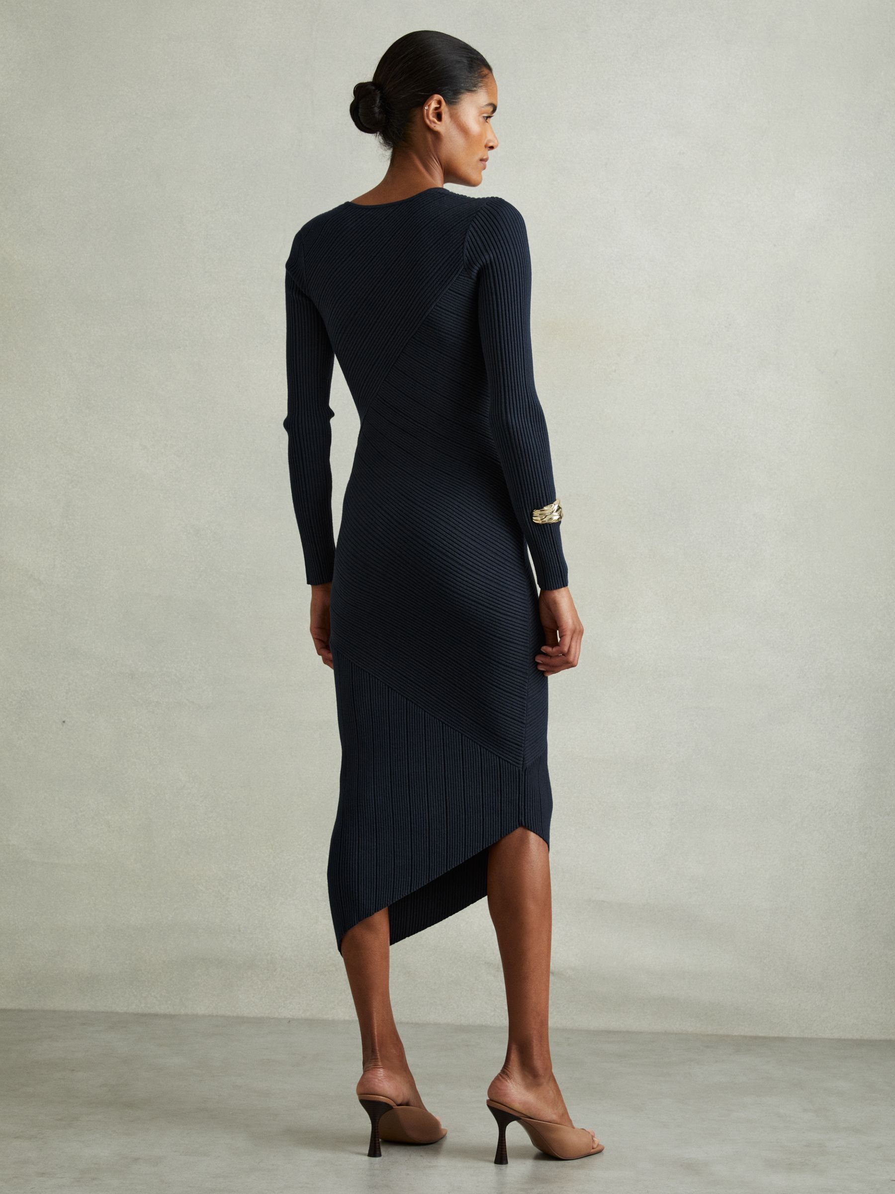 Knitted Colourblock Asymmetric Midi Dress in Teal - Image 4 of 5