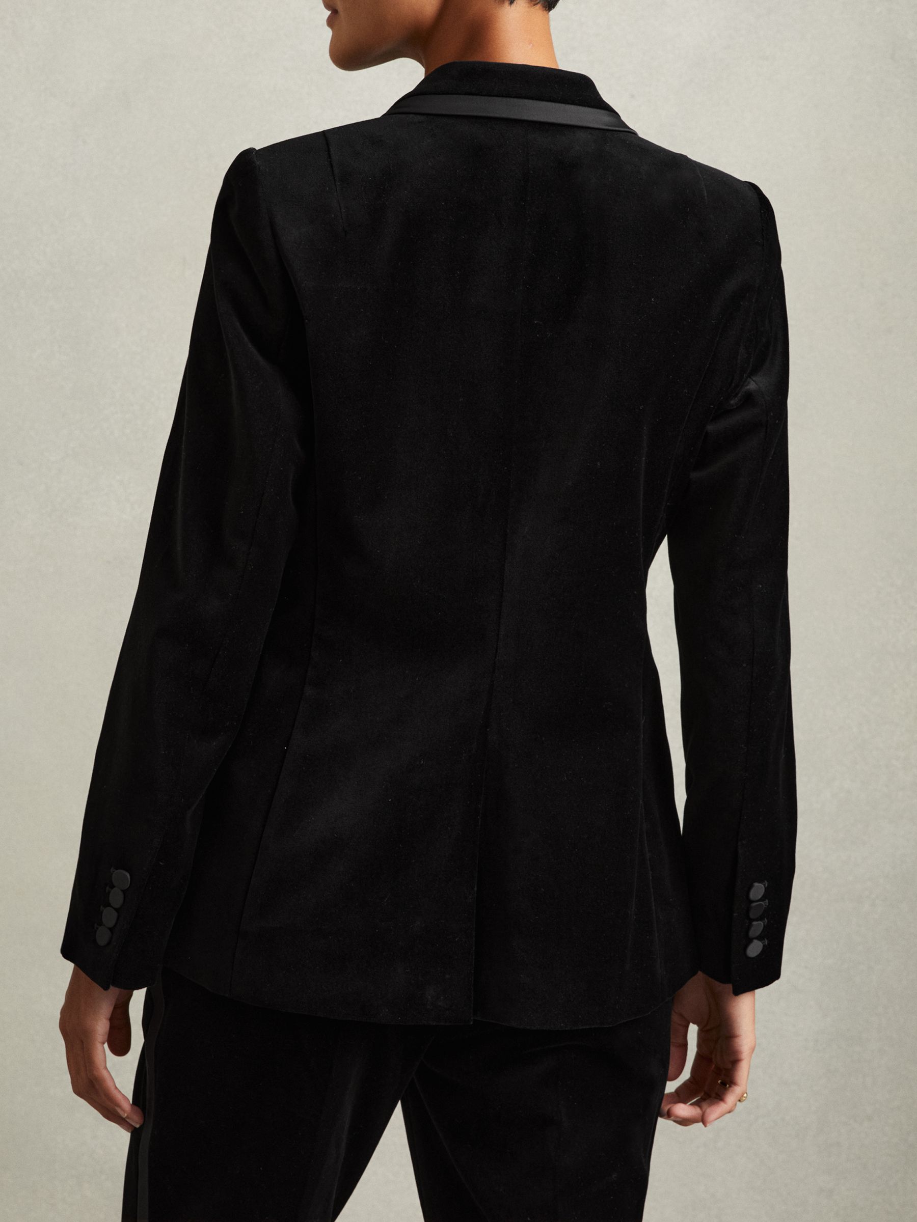 Petite Velvet Single Breasted Suit Blazer in Black - Image 5 of 7
