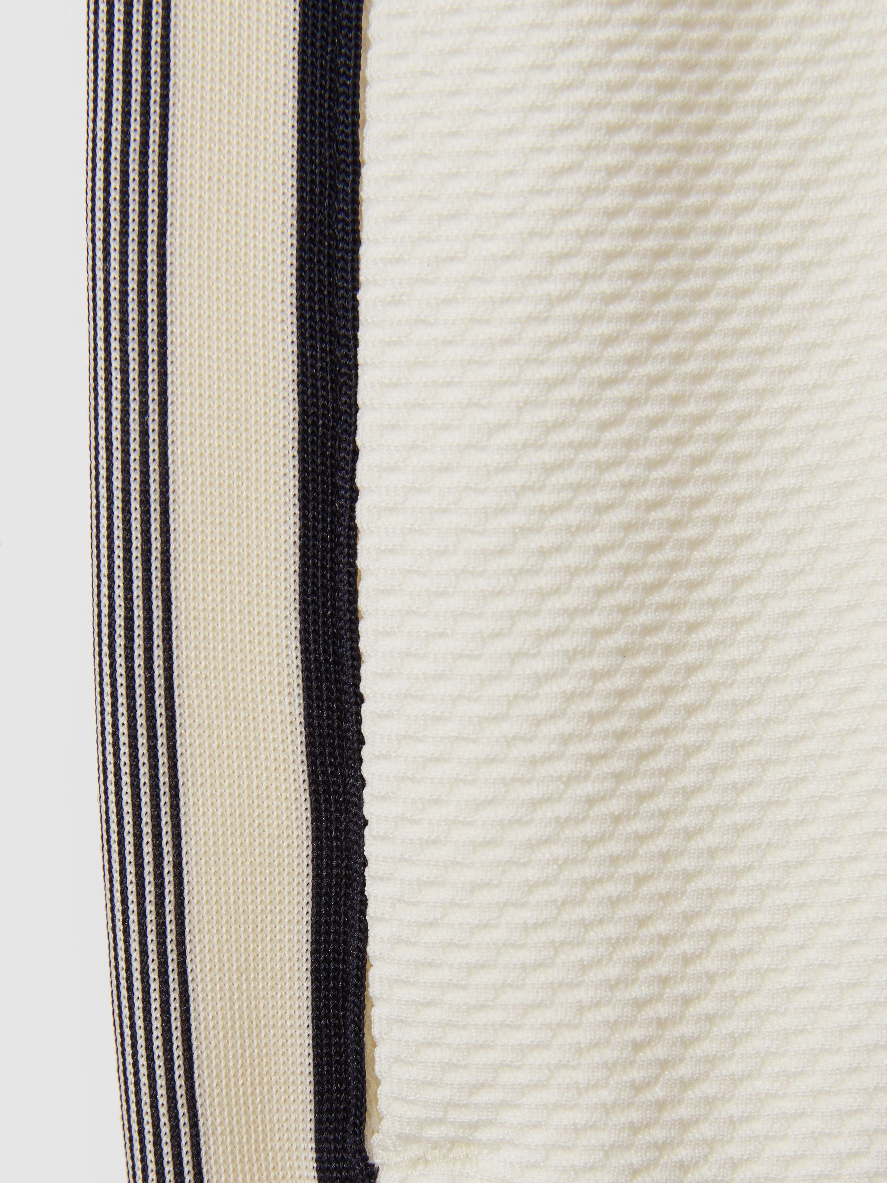 Textured Contrast Side Drawstring Shorts in Off White - Image 5 of 5