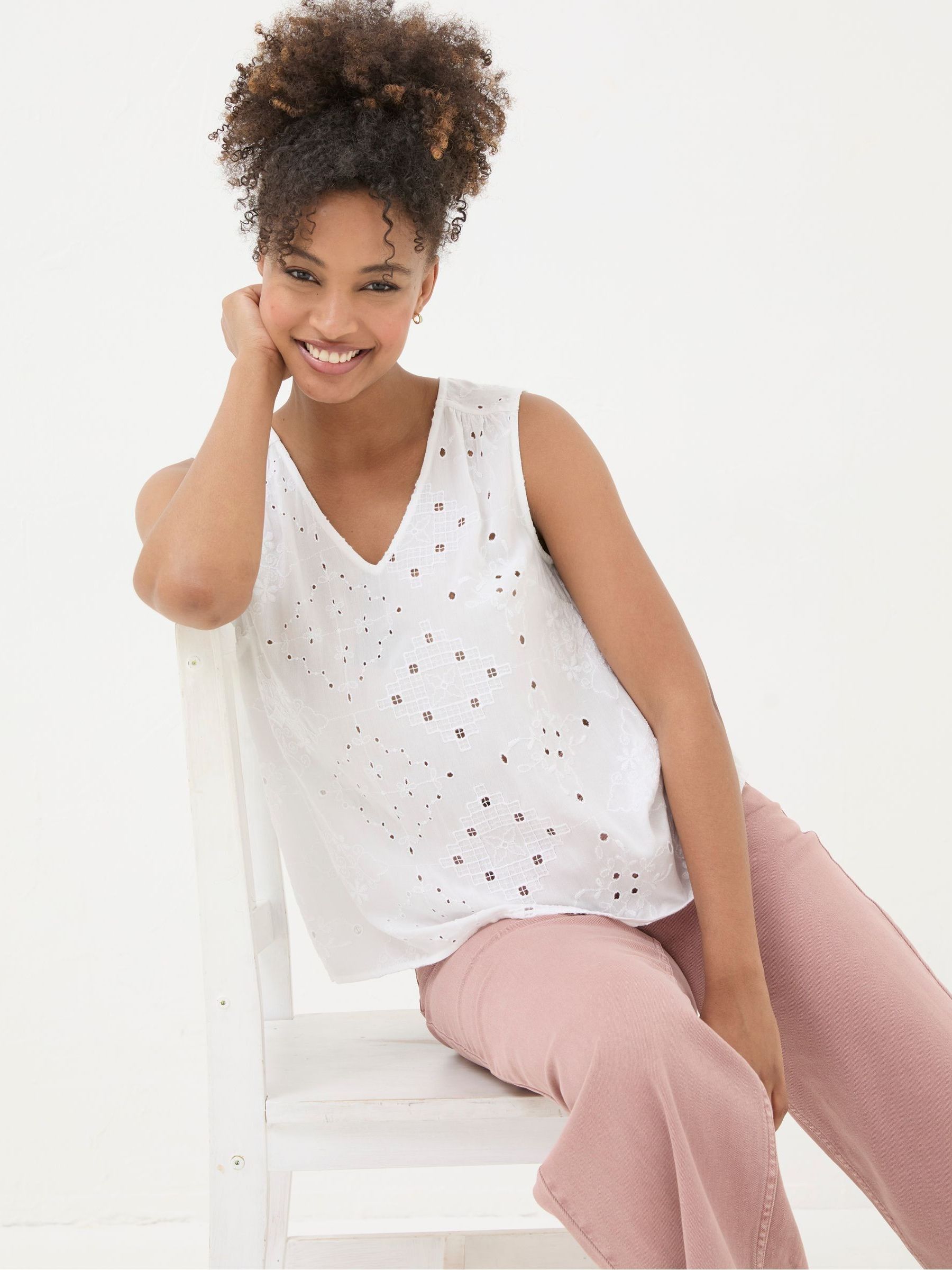 Erlea White Cami - Image 2 of 4 Erlea White Cami - Image 2 of 4