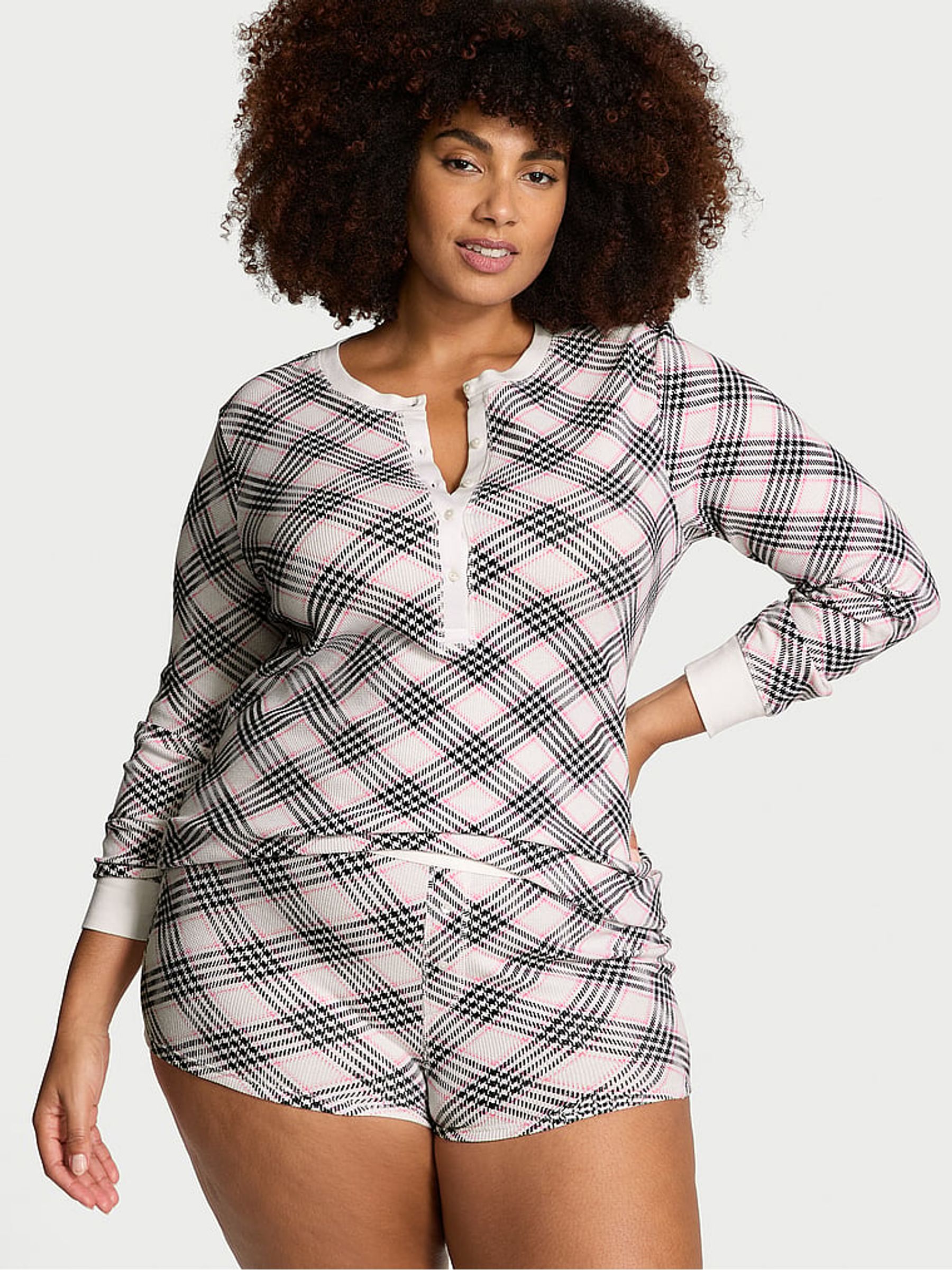 Coconut White Lovely Plaid Thermal Short Pyjama Set - Image 1 of 1