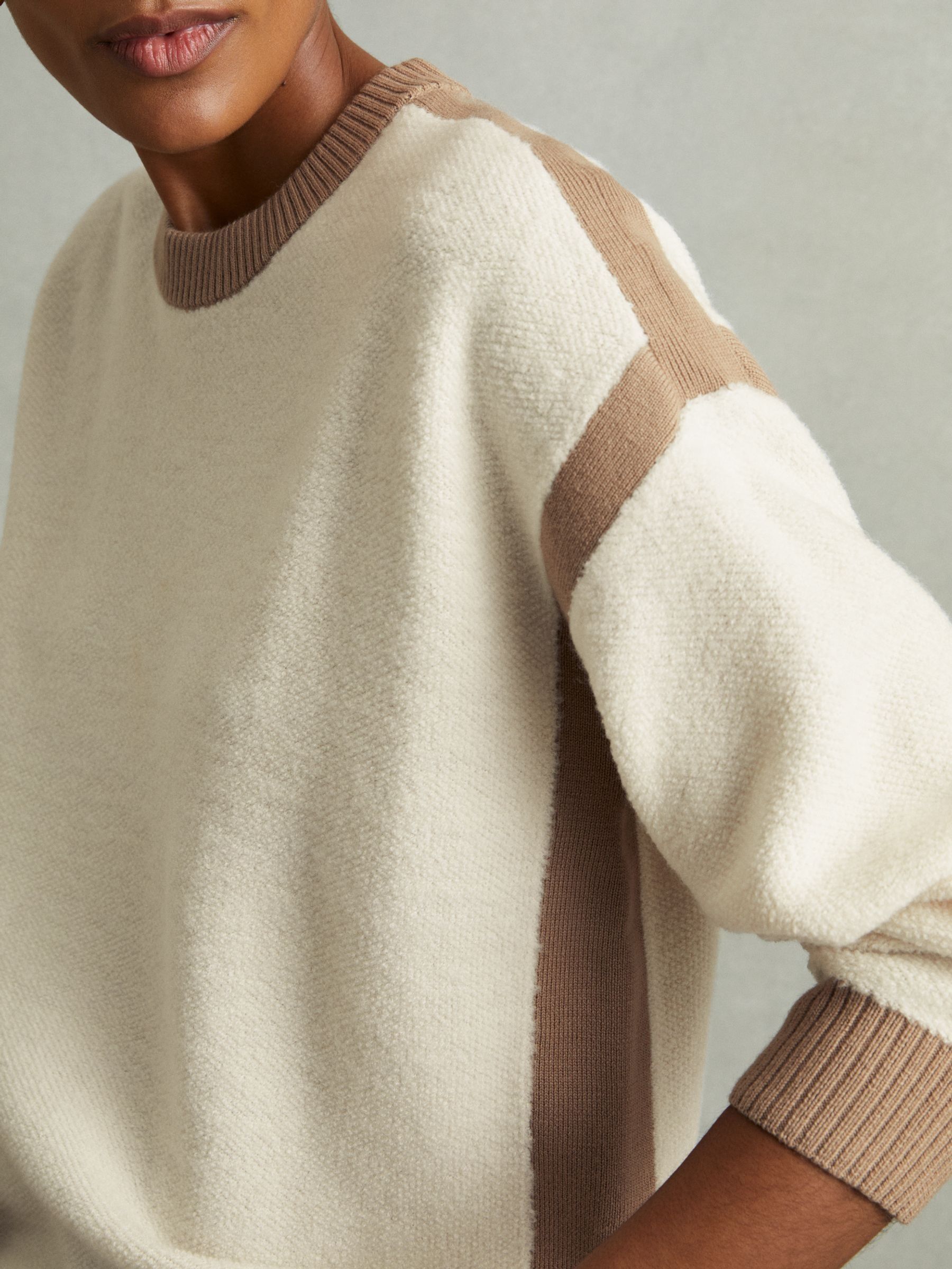 Wool Colourblock Crew Neck Jumper in Cream/Camel - Image 3 of 5