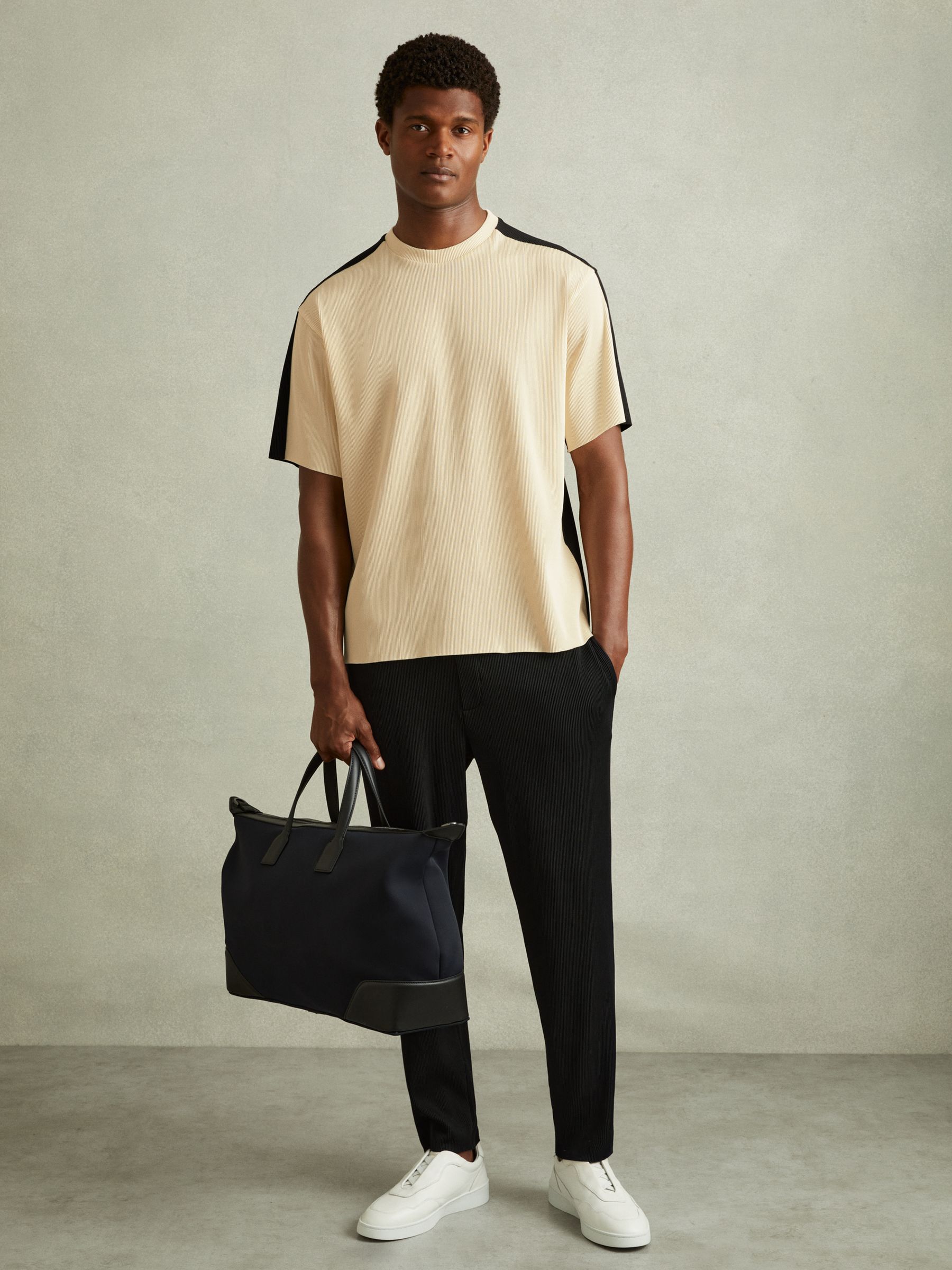 Oversized Plisse Crew Neck T-Shirt in Off White/Navy - Image 5 of 6