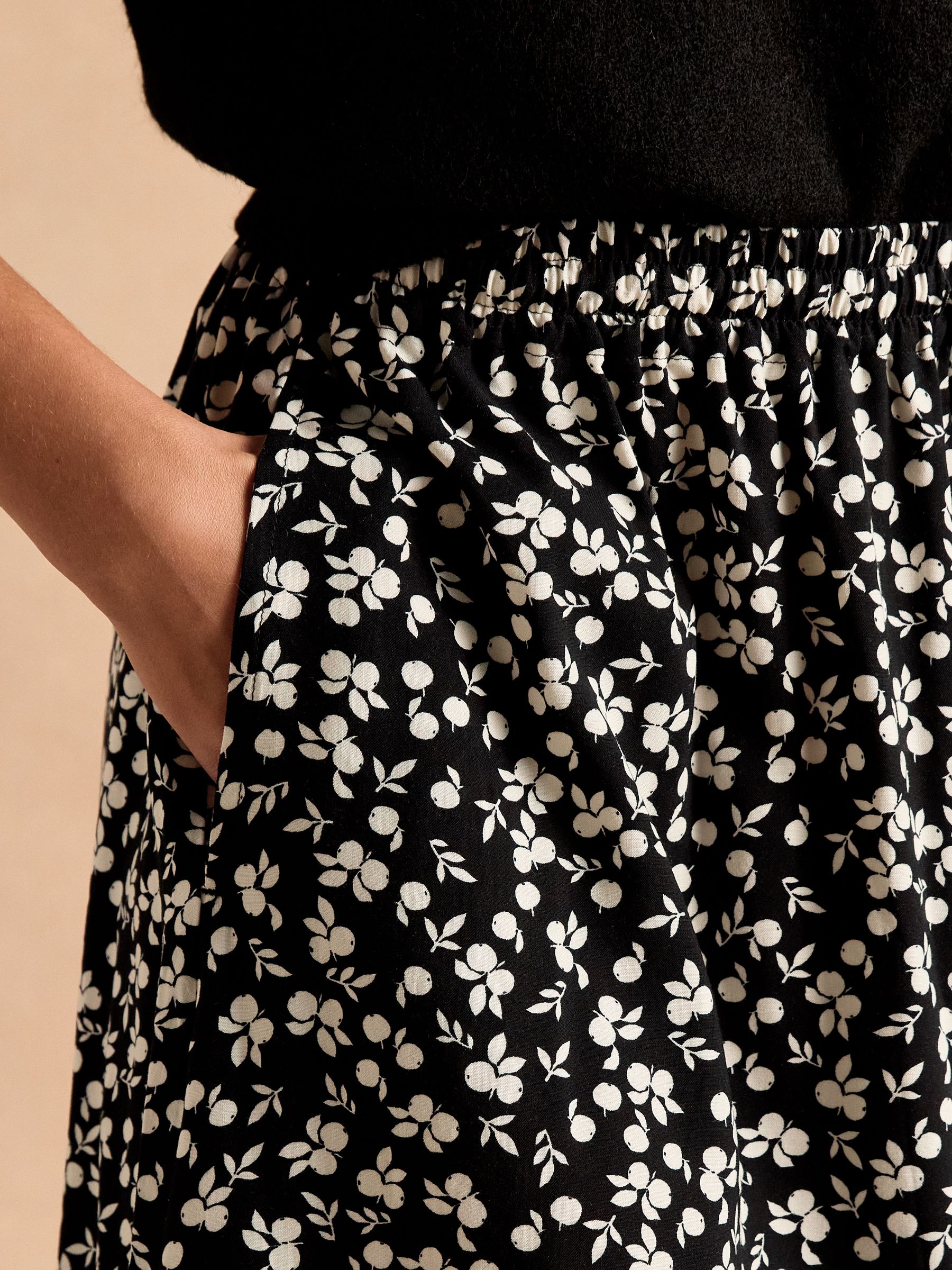 Adele Black Midi Skirt - Image 4 of 7