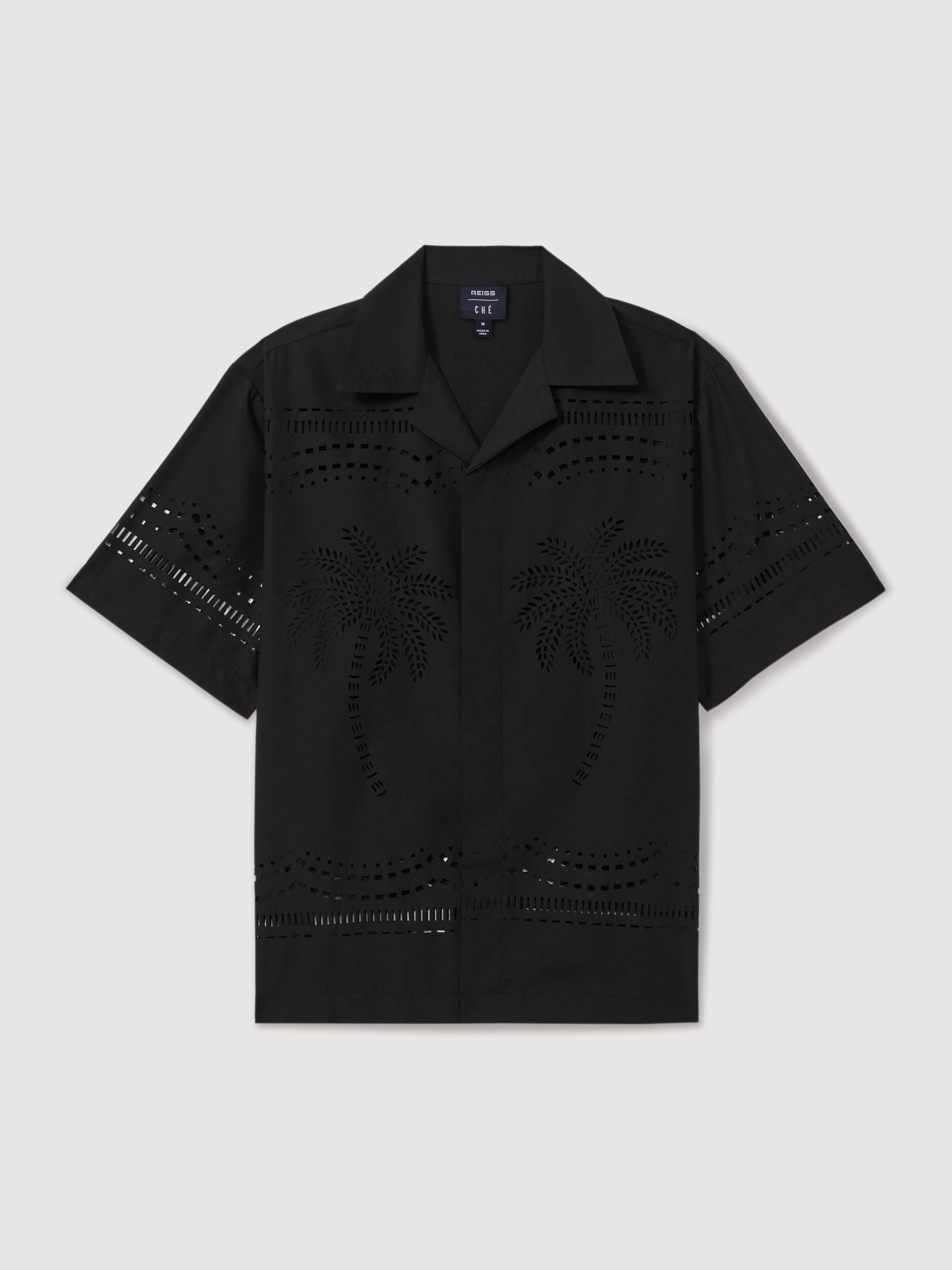 Reiss | Ché Poplin Laser Cut-Out Cuban Collar Shirt in Black - Image 2 of 5