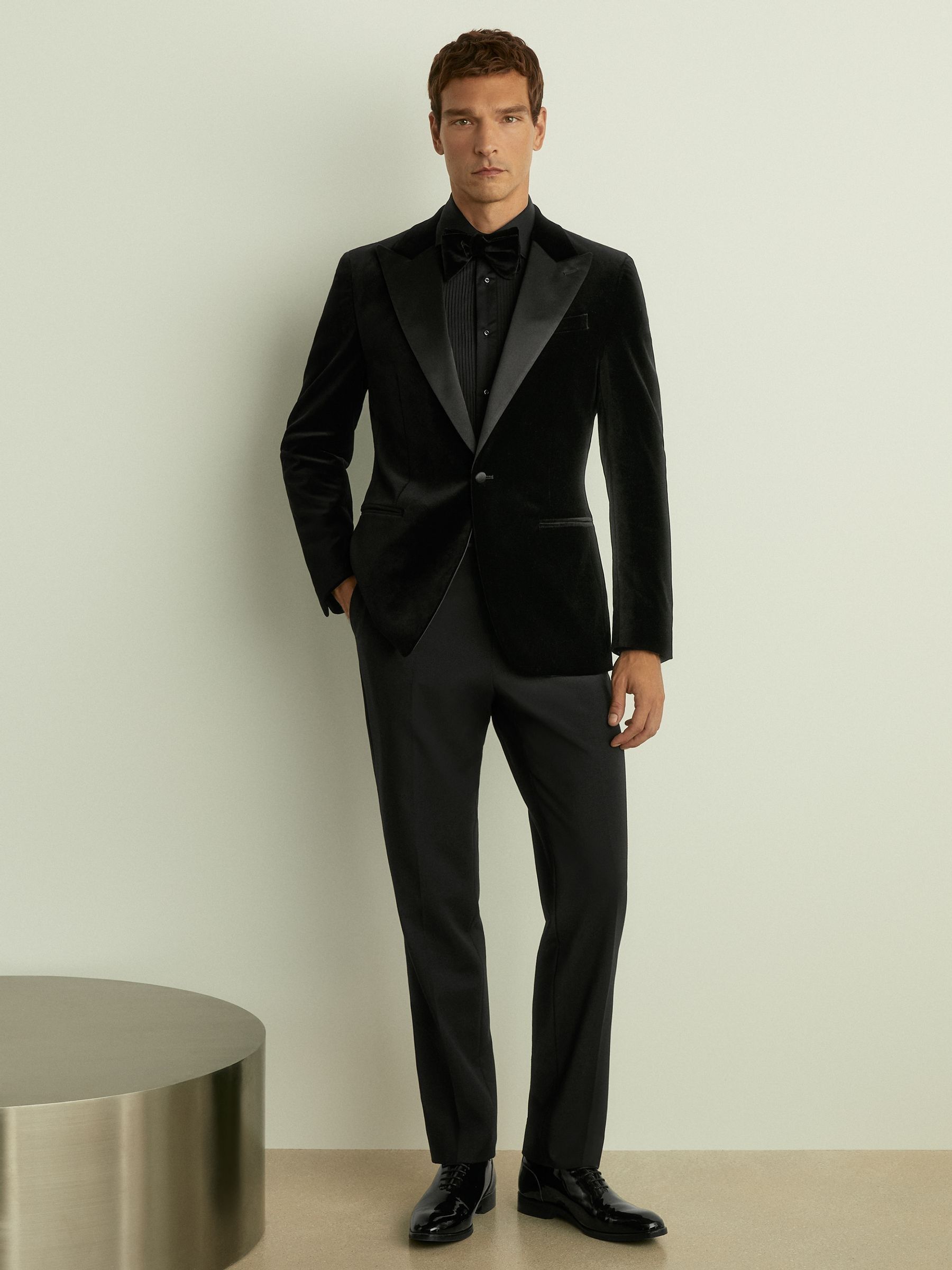 Velvet Single-Breasted Tuxedo Jacket in Black - Image 3 of 7