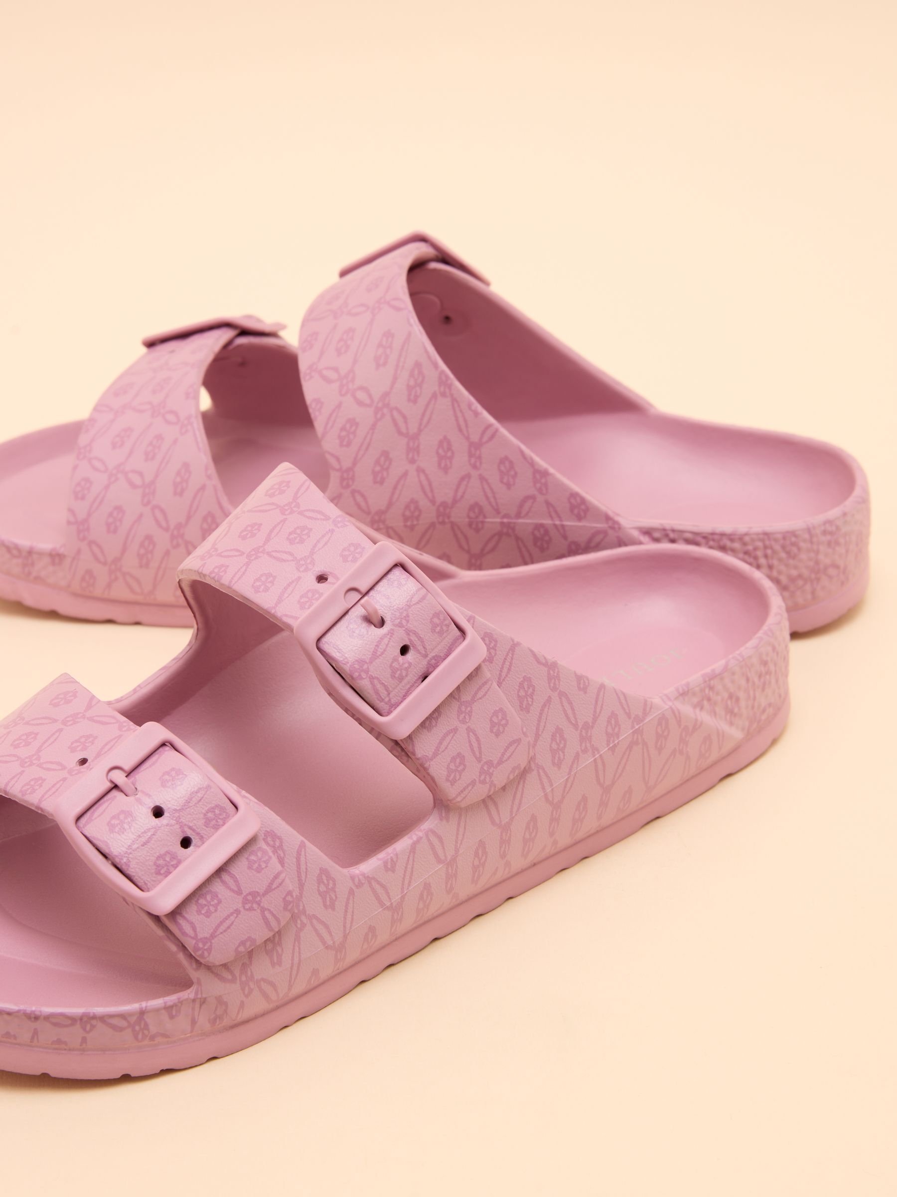 Sunseeker Pink Print EVA Sliders - Image 5 of 5