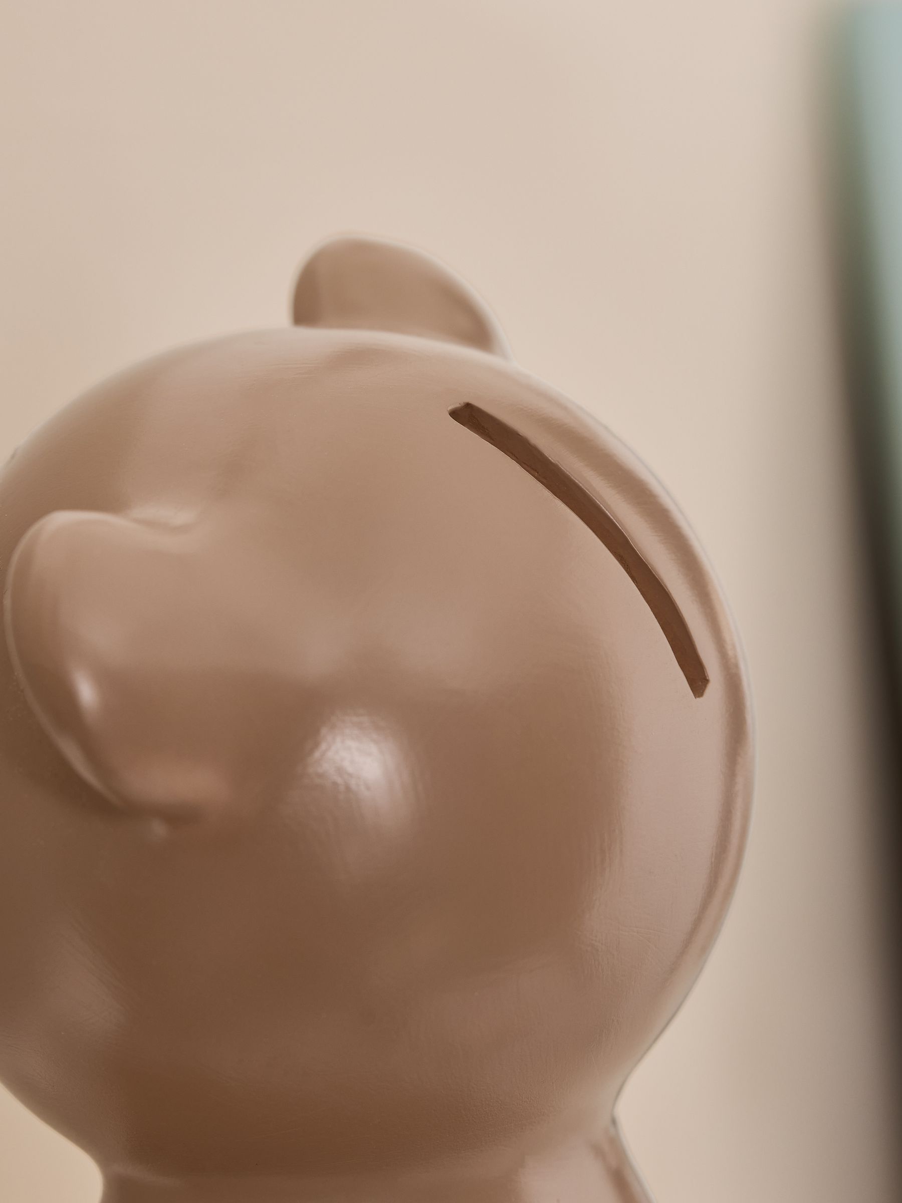 Brown Bear Ornament Money Box - Image 3 of 6
