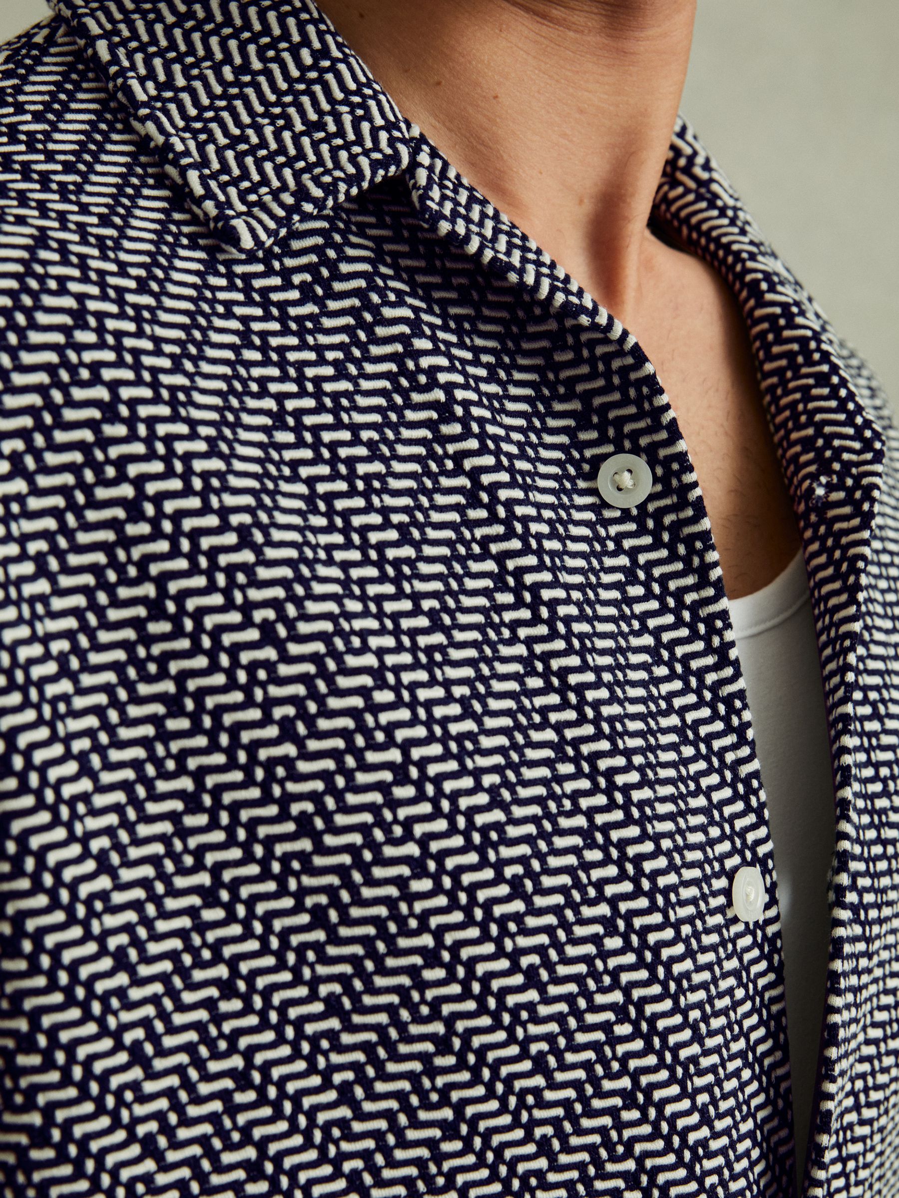 Zig-Zag Cuban Collar Shirt in Navy - Image 2 of 4