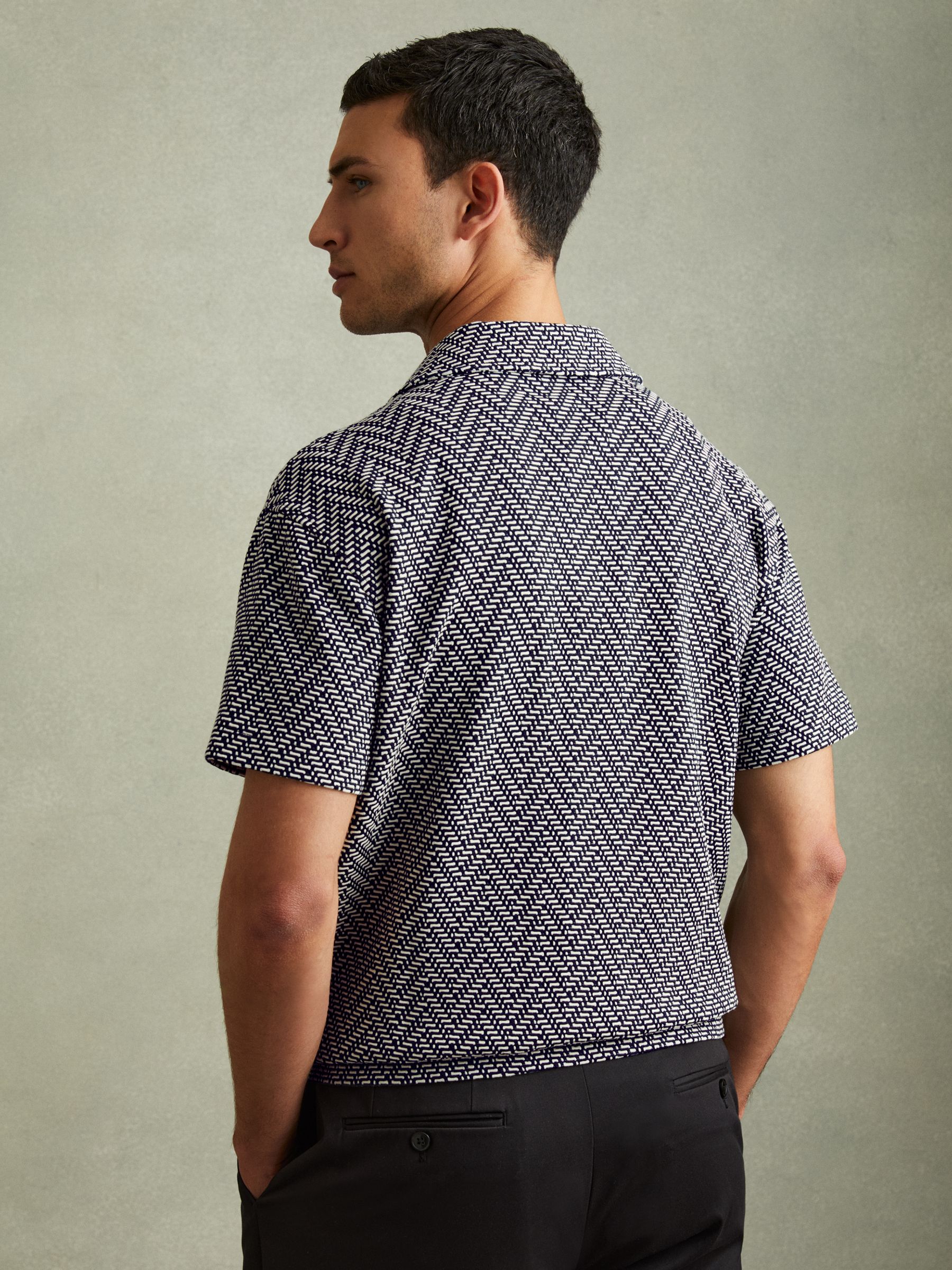 Zig-Zag Cuban Collar Shirt in Navy - Image 3 of 4