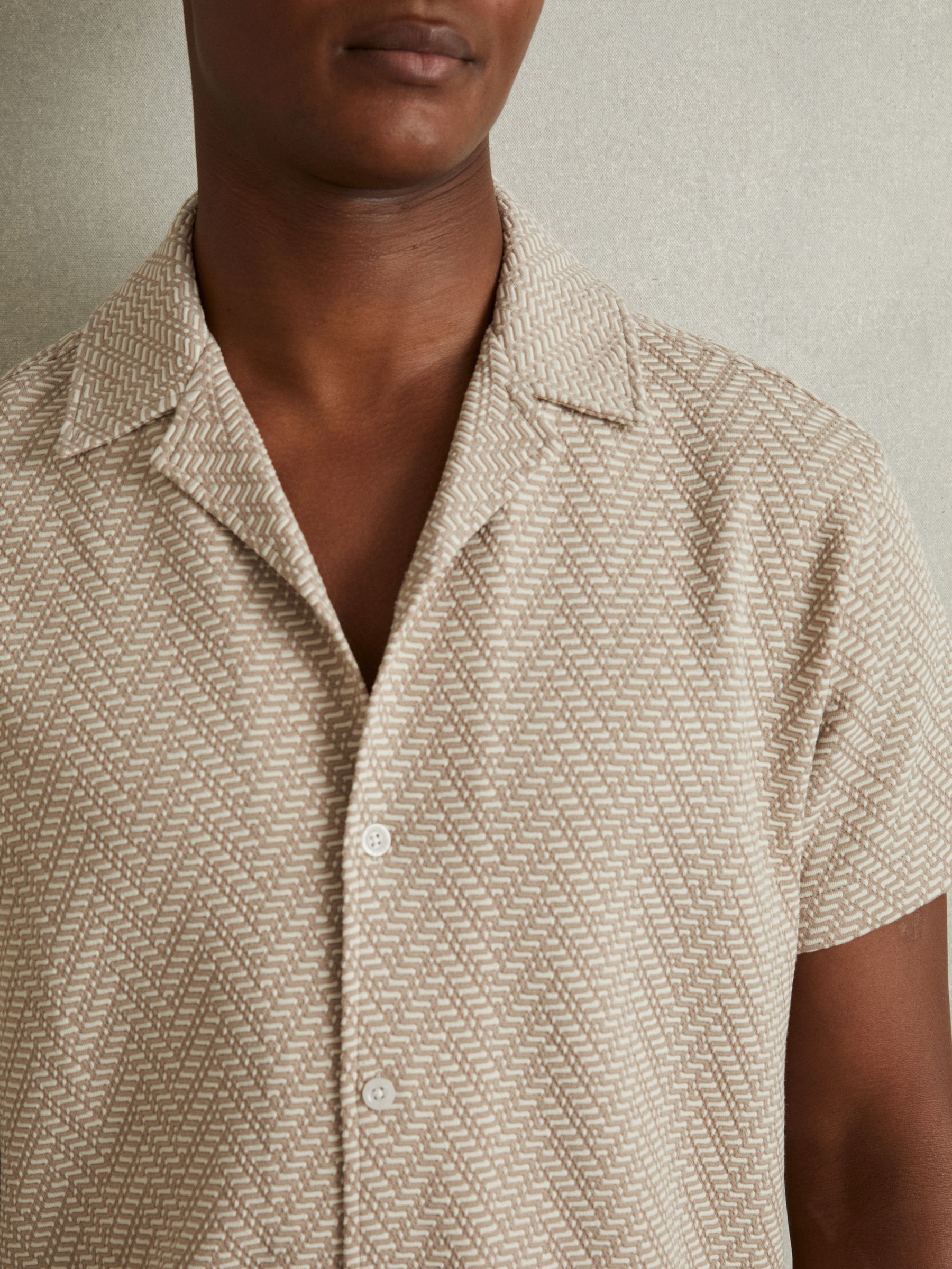 Zig-Zag Cuban Collar Shirt in Oatmeal - Image 2 of 4