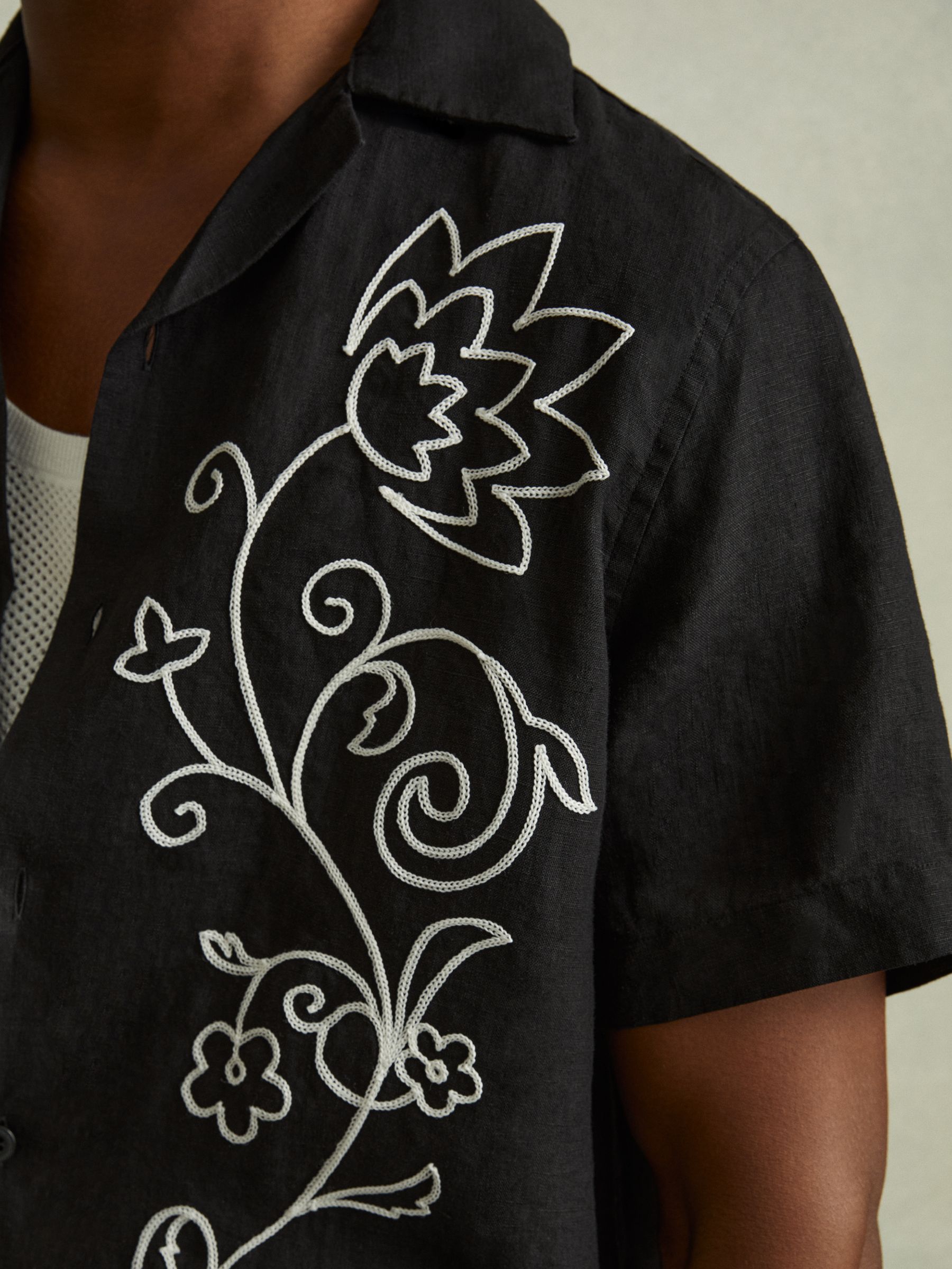 Linen Embroidered Cuban Collar Shirt in Black/White - Image 3 of 5