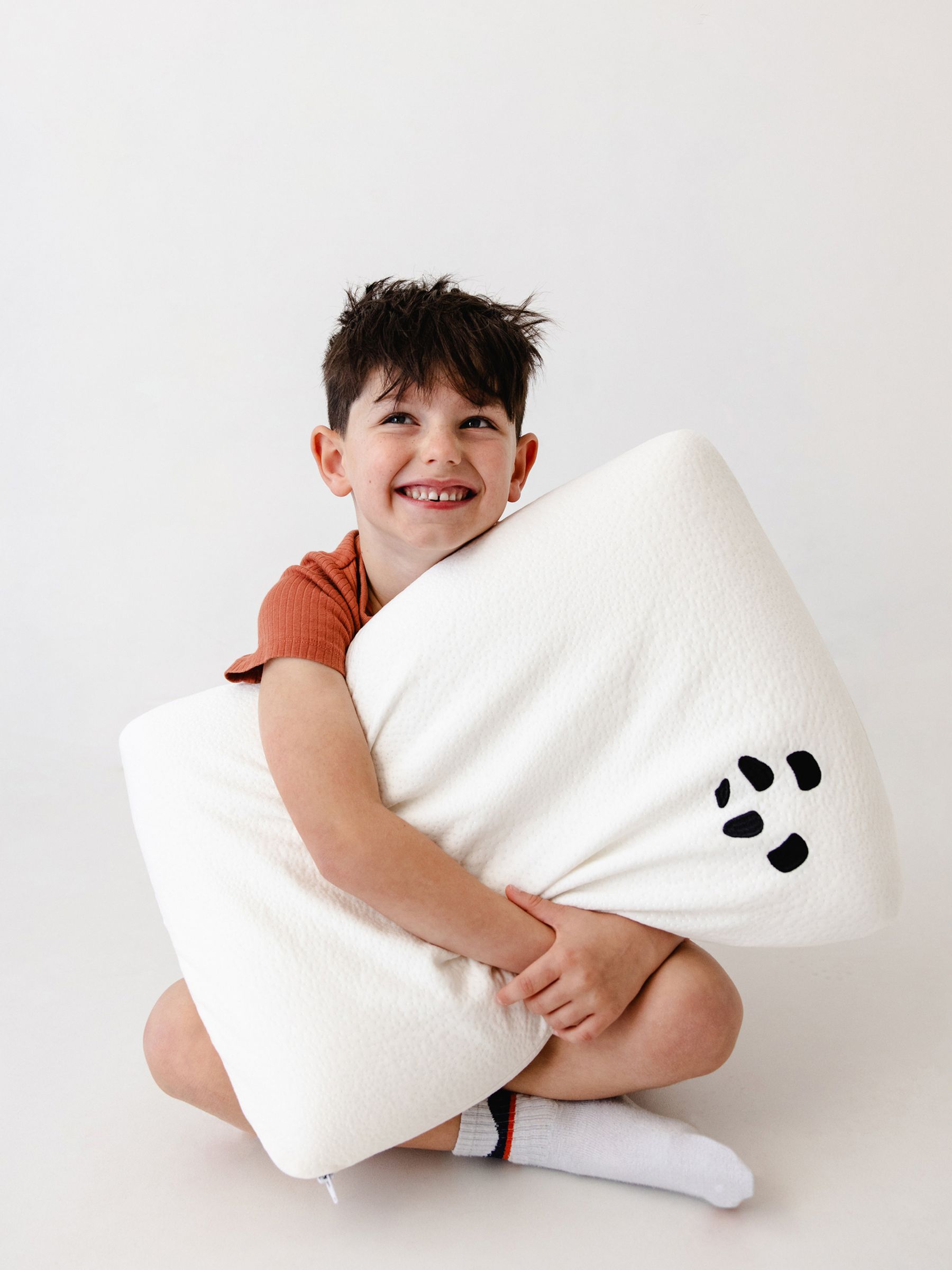 Panda London Memory Foam Bamboo Toddler Pillow - Image 3 of 5