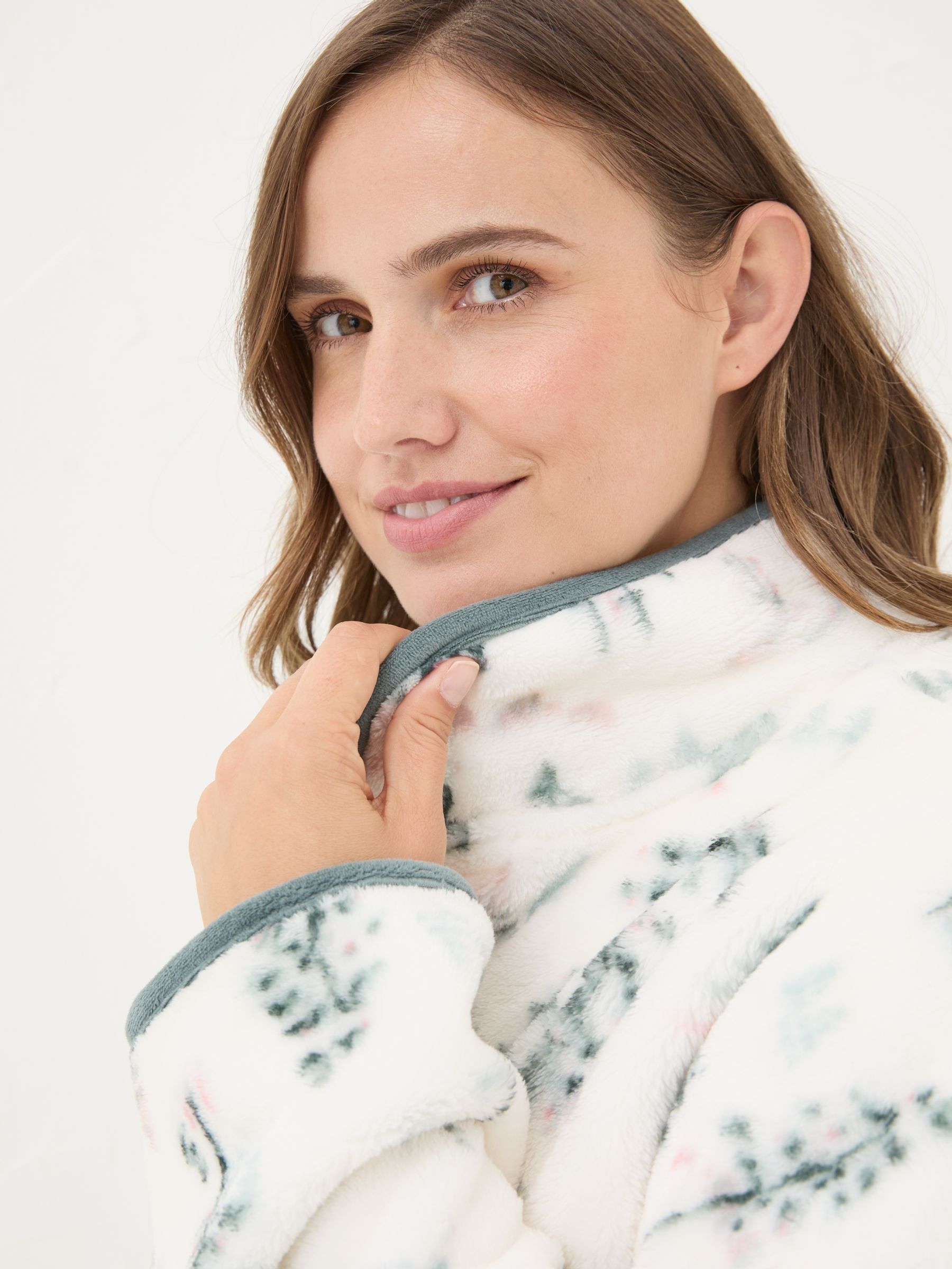 Christmas Snuggle Ivory Half Zip Fleece - Image 8 of 10