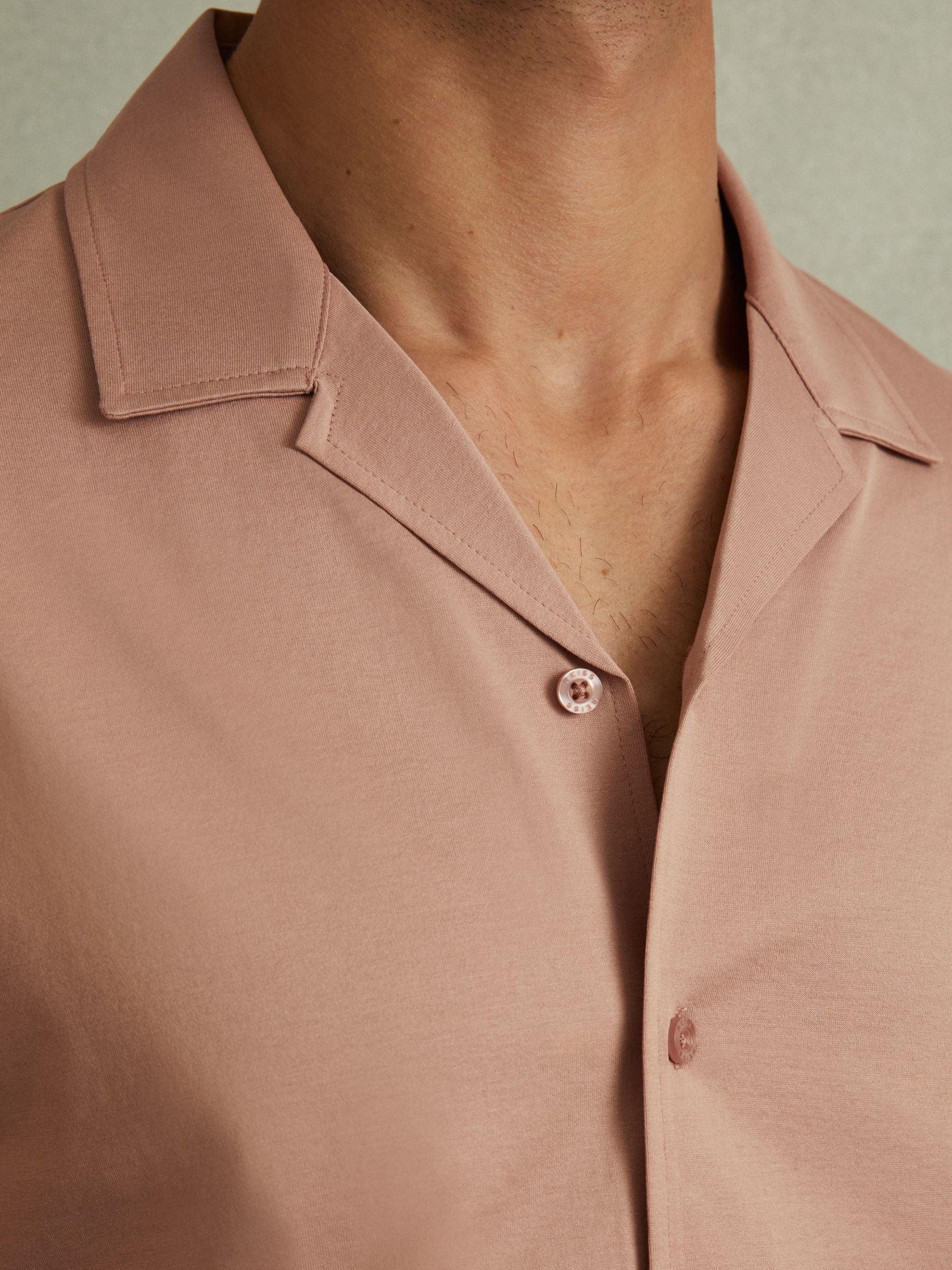 Mercerised Jersey Cuban Collar Shirt in Dusty Rose - Image 3 of 4