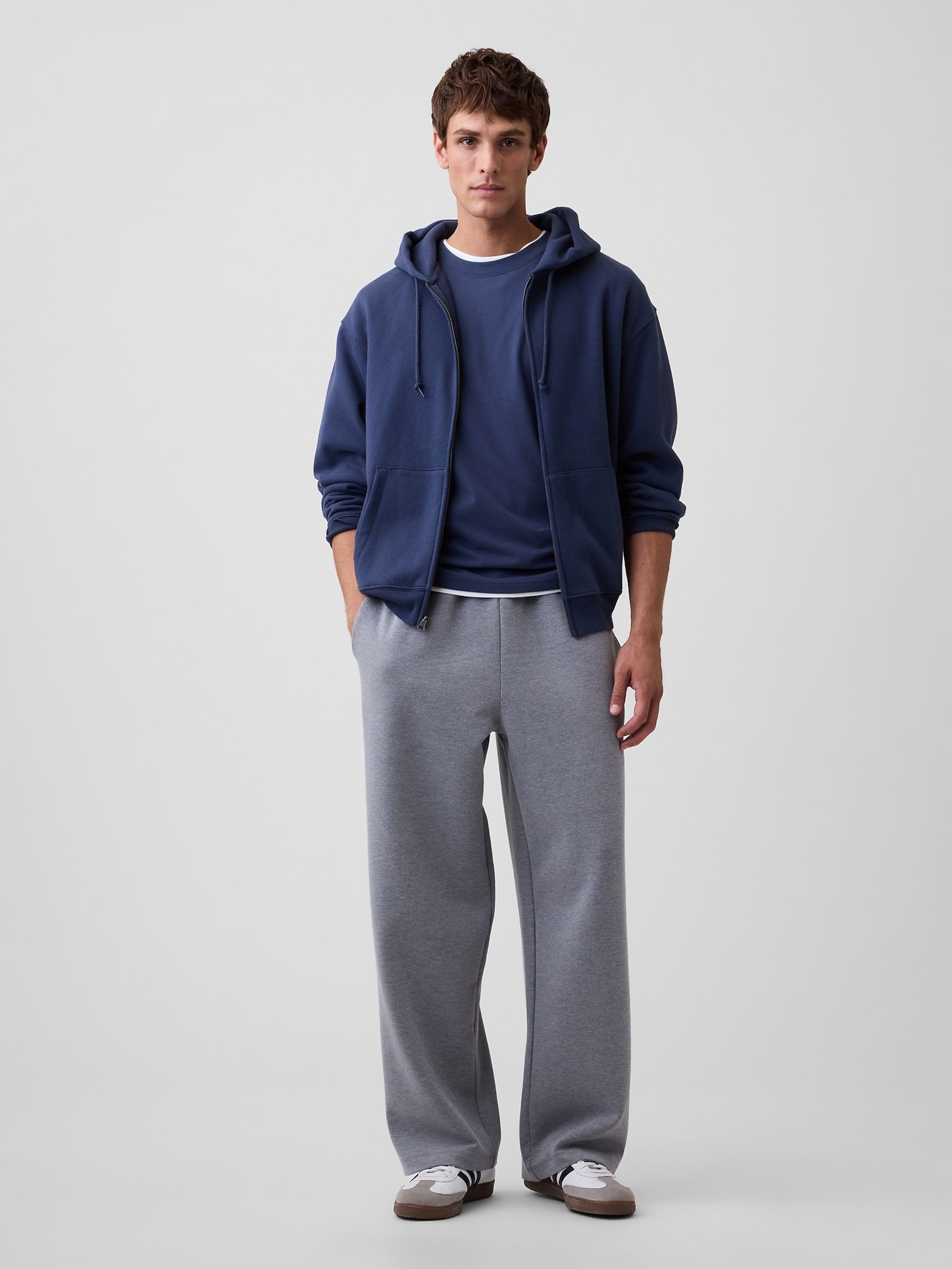 Grey GapFit Baggy Joggers - Image 2 of 4 Grey GapFit Baggy Joggers - Image 2 of 4
