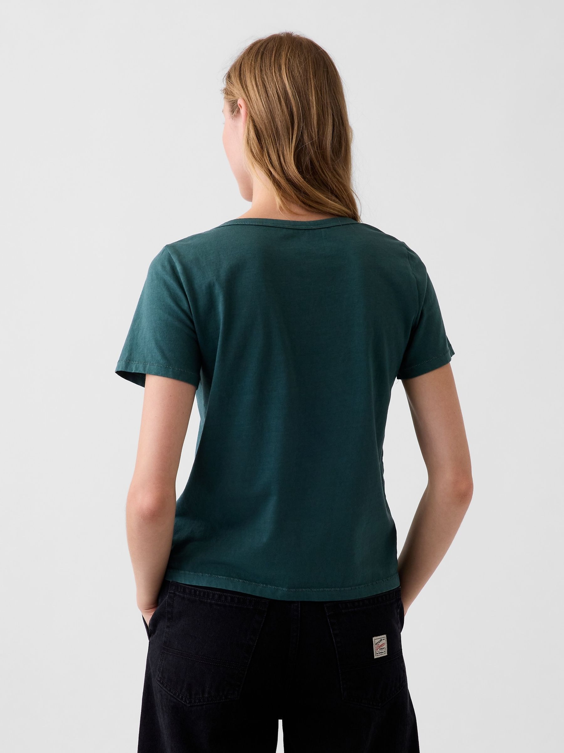 Green Vintage Soft V-Neck T-Shirt - Image 2 of 4 Green Vintage Soft V-Neck T-Shirt - Image 2 of 4
