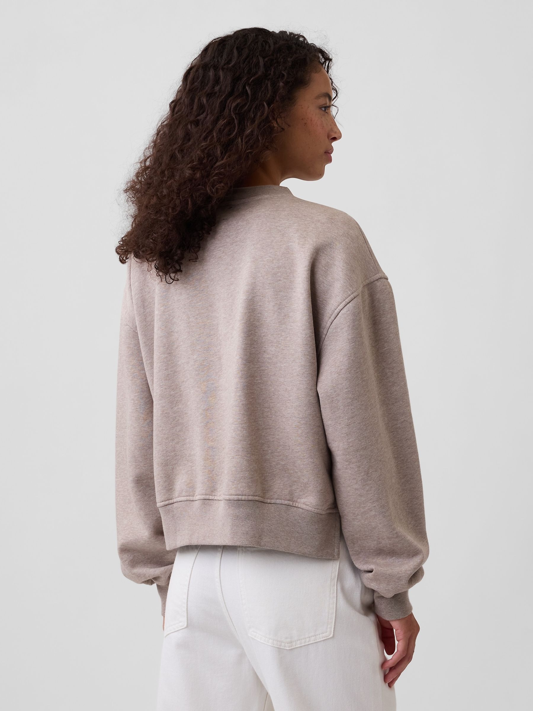 Beige Vintage Soft Oversized Split-Hem Sweatshirt - Image 2 of 4 Beige Vintage Soft Oversized Split-Hem Sweatshirt - Image 2 of 4